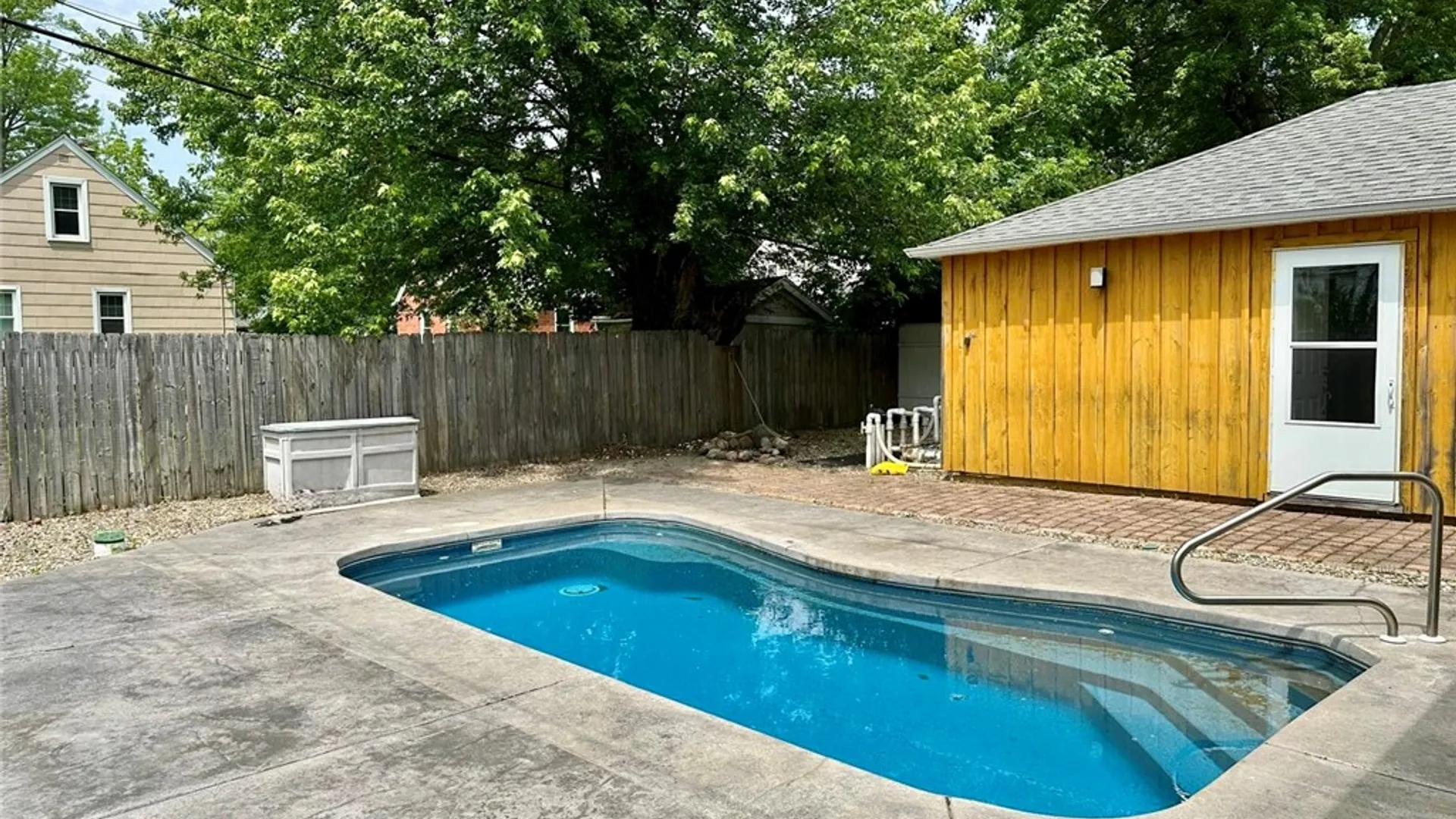 Property at 20 Warren Avenue, West Seneca, NY 14224 19