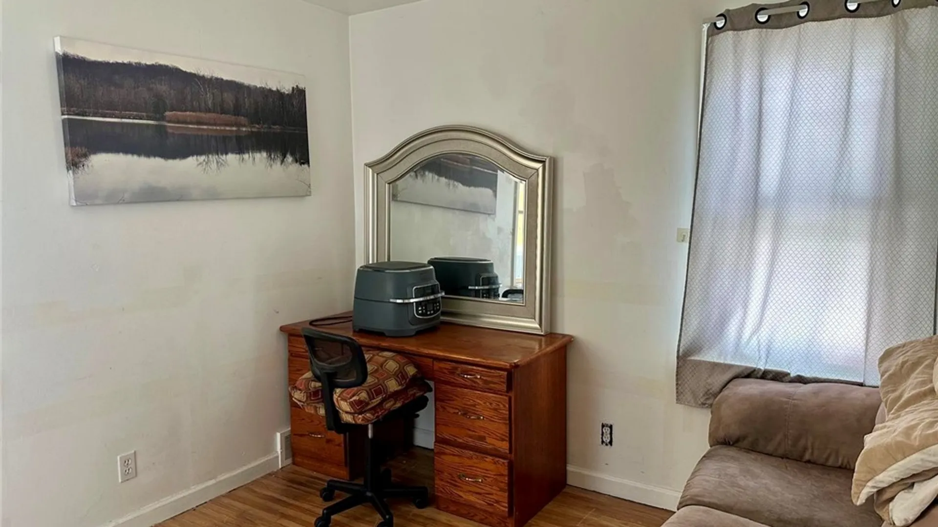 Property at 20 Warren Avenue, West Seneca, NY 14224 7