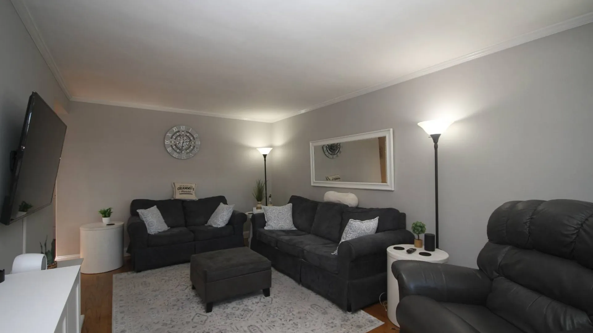 Property at 68-19 60th Drive, Maspeth, NY 11378 3