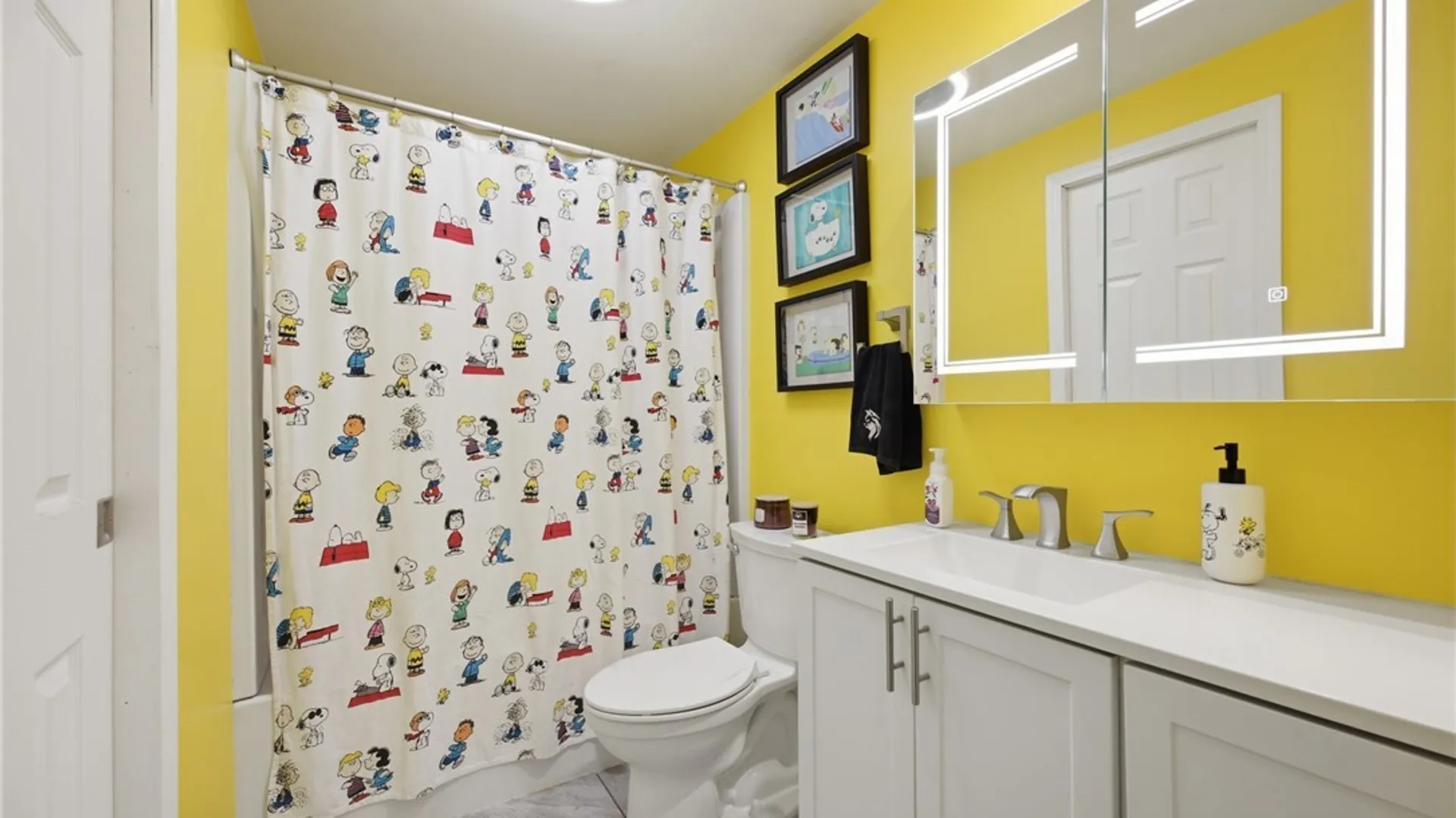 Property at 6930 Academy Lane, Lockport Town, NY 14094 17
