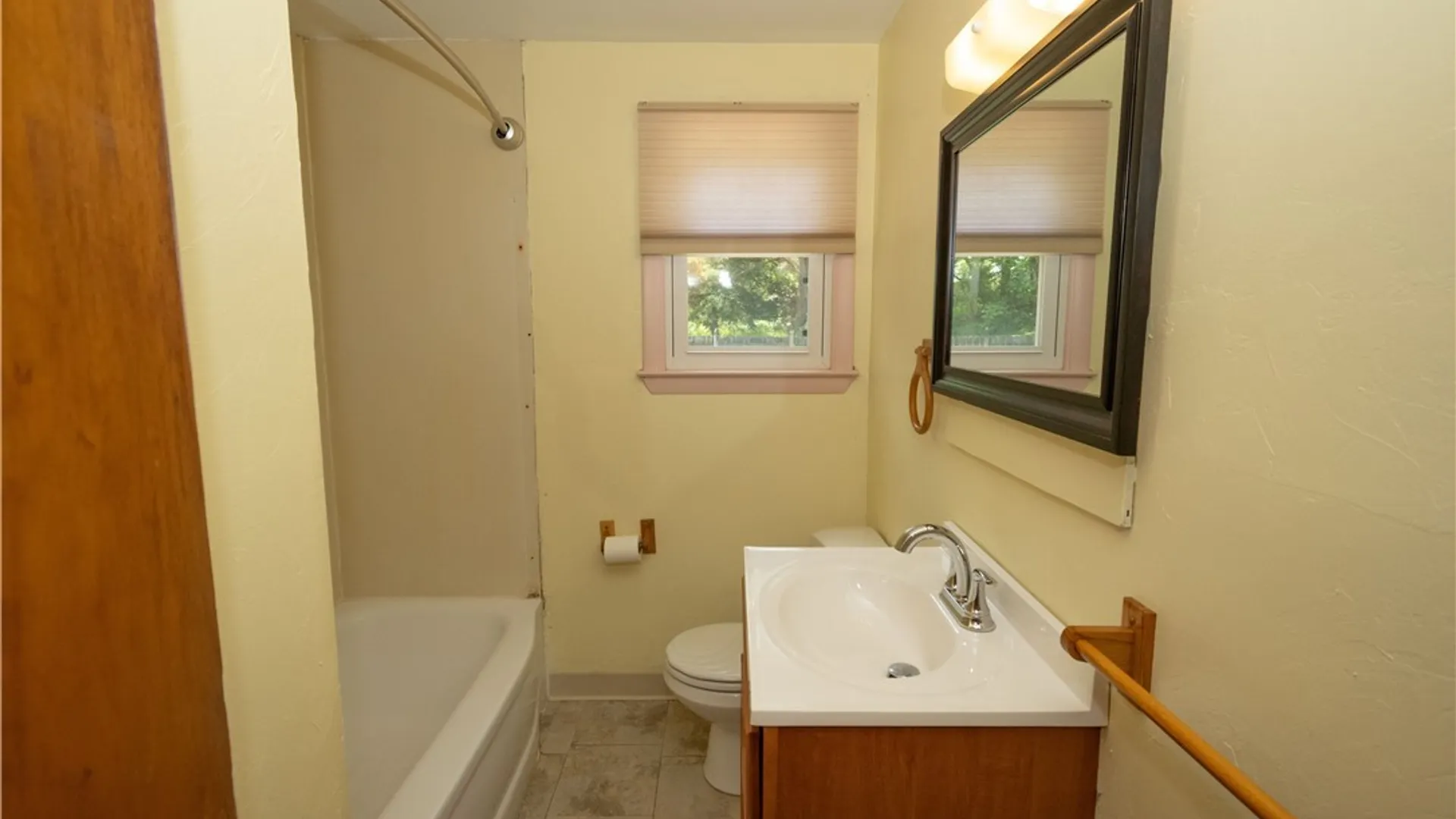 Property at 155 VIEAU Drive, Syracuse, NY 13207 10