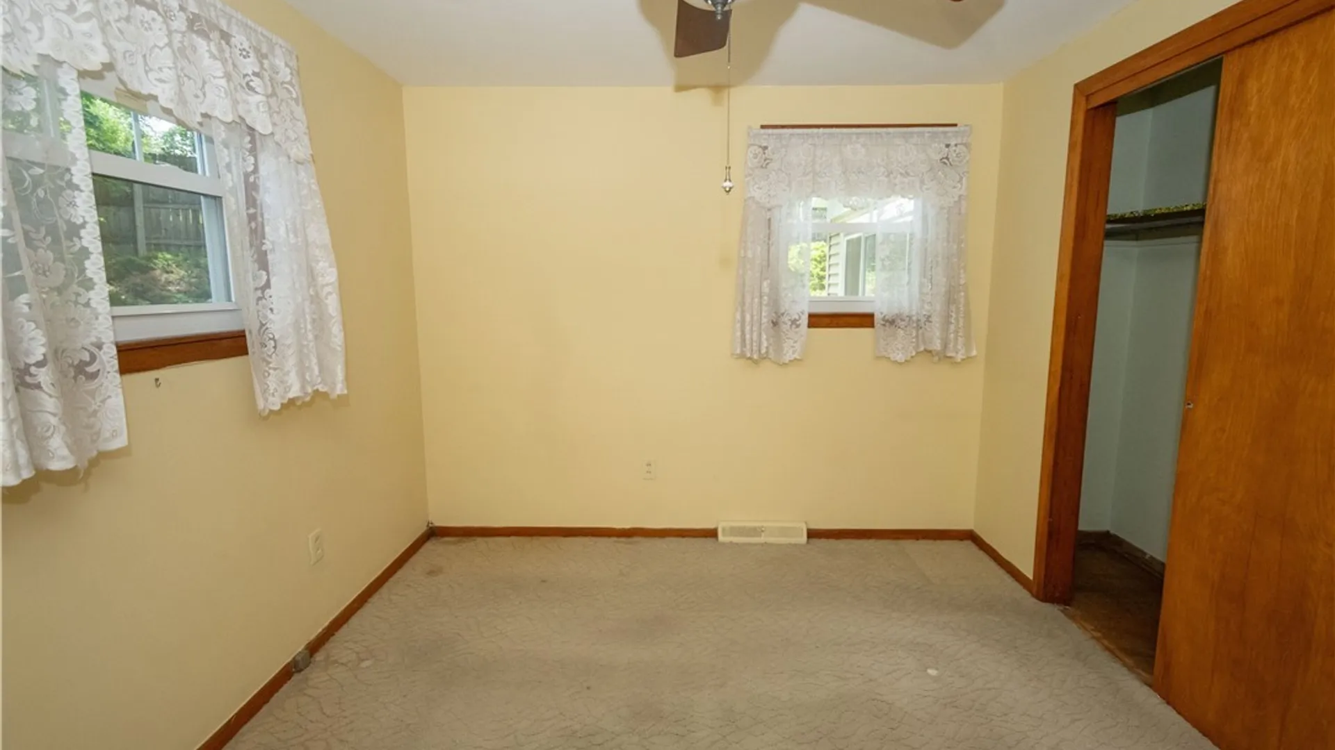 Property at 155 VIEAU Drive, Syracuse, NY 13207 15