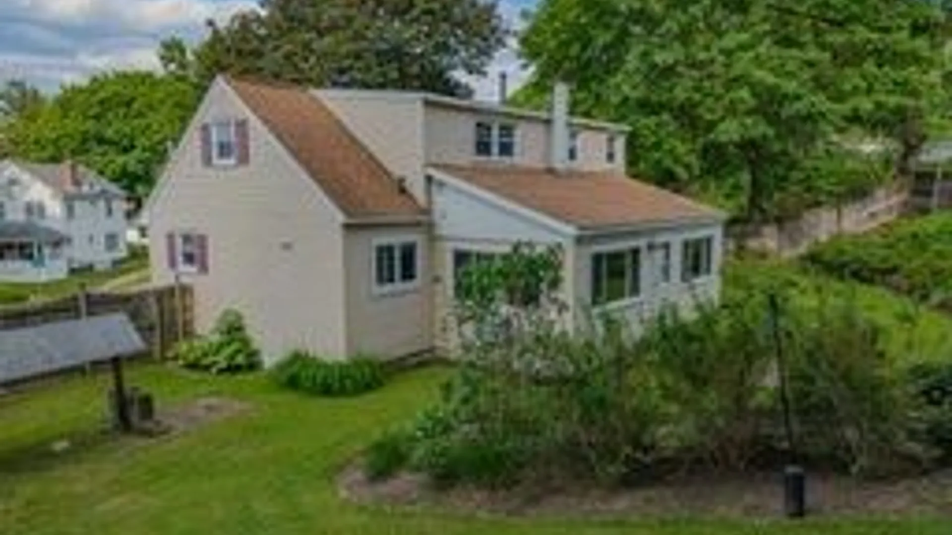 Property at 155 VIEAU Drive, Syracuse, NY 13207 2