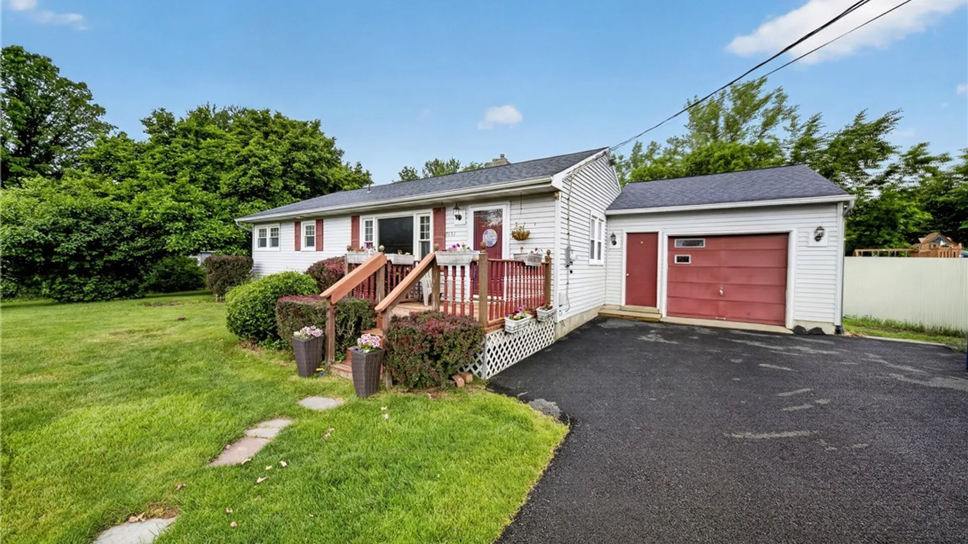 Property at 7151 Collamer Road, Manlius, NY 13057 2