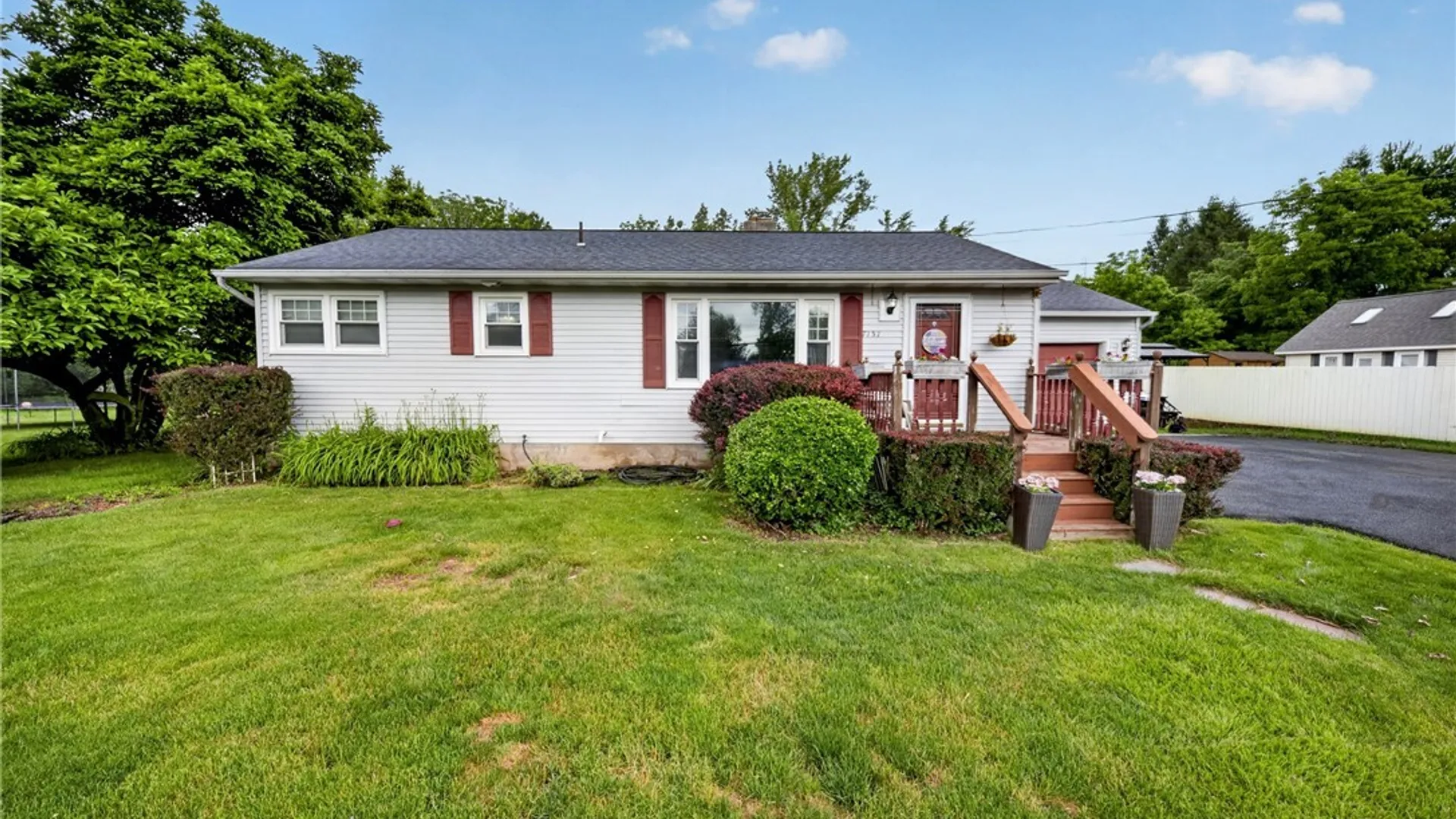 Property at 7151 Collamer Road, Manlius, NY 13057 3