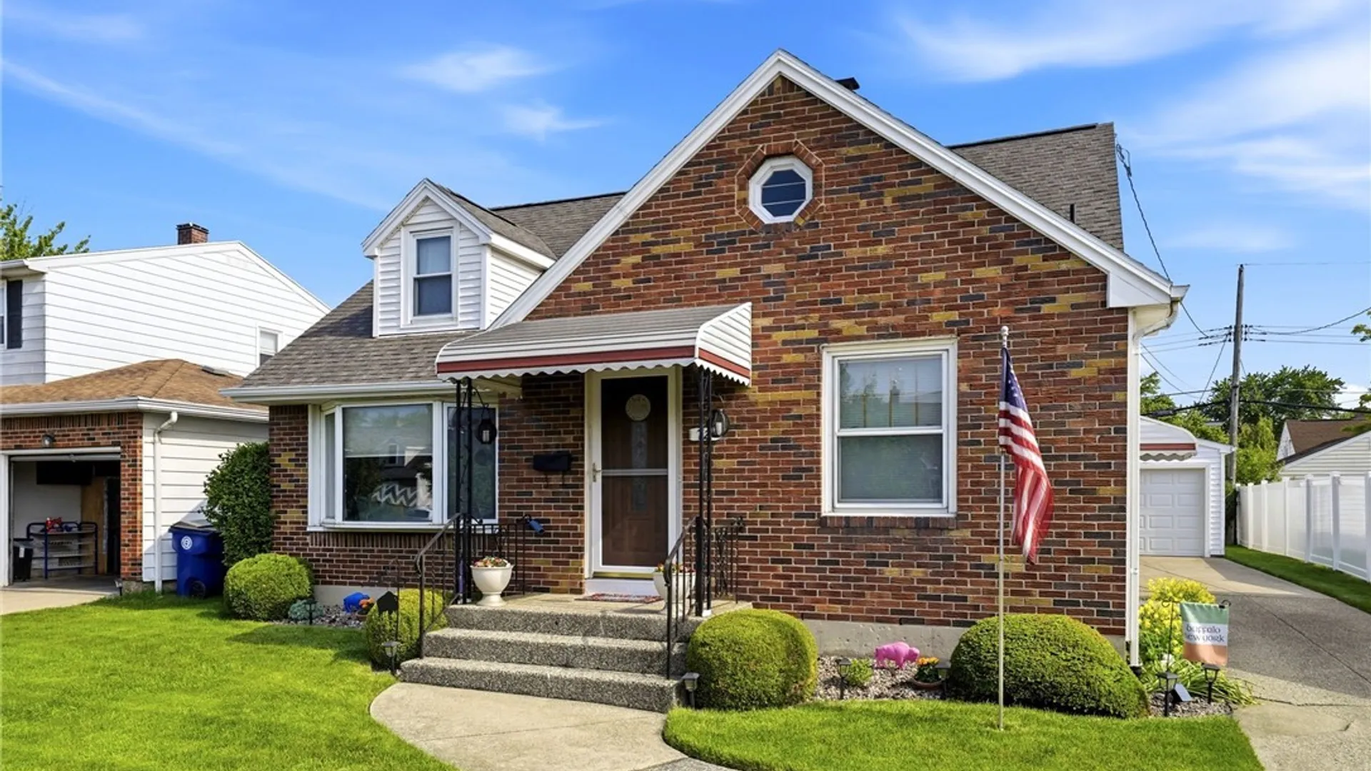 Property at 72 Arcade Avenue, Amherst, NY 14226 4