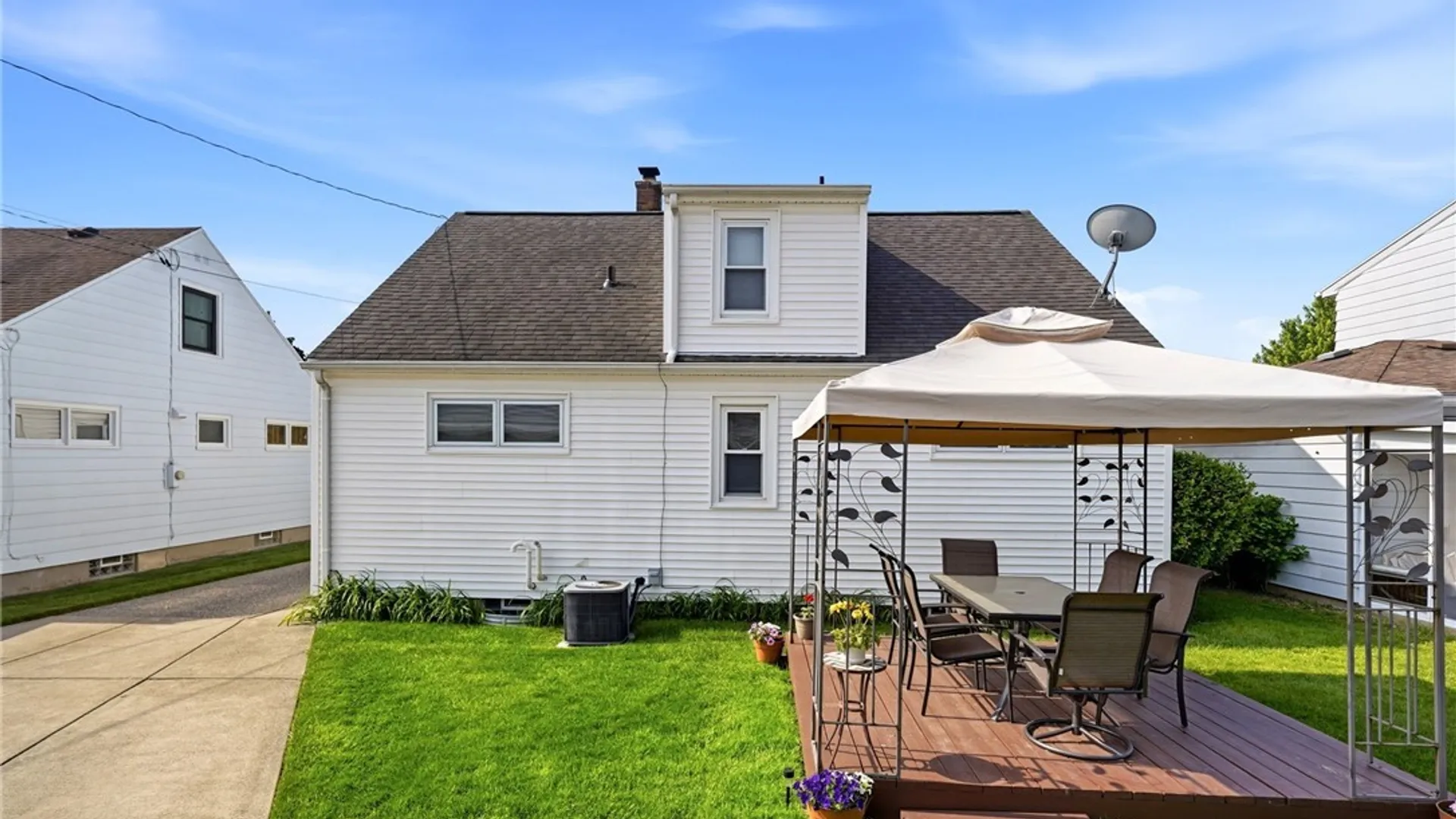 Property at 72 Arcade Avenue, Amherst, NY 14226 43