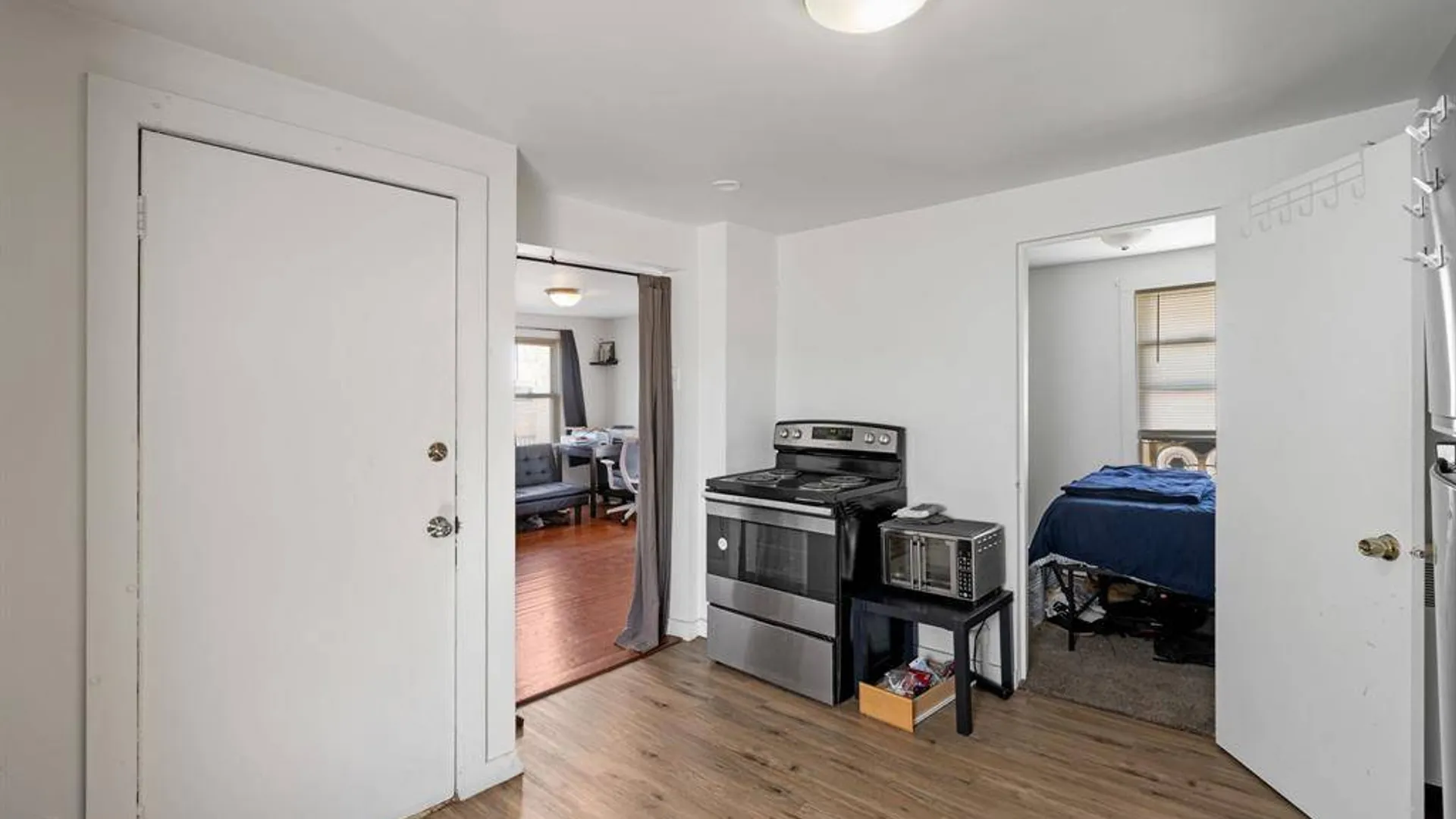 Property at 25 S Prospect Street, Kingston, NY 12401 15