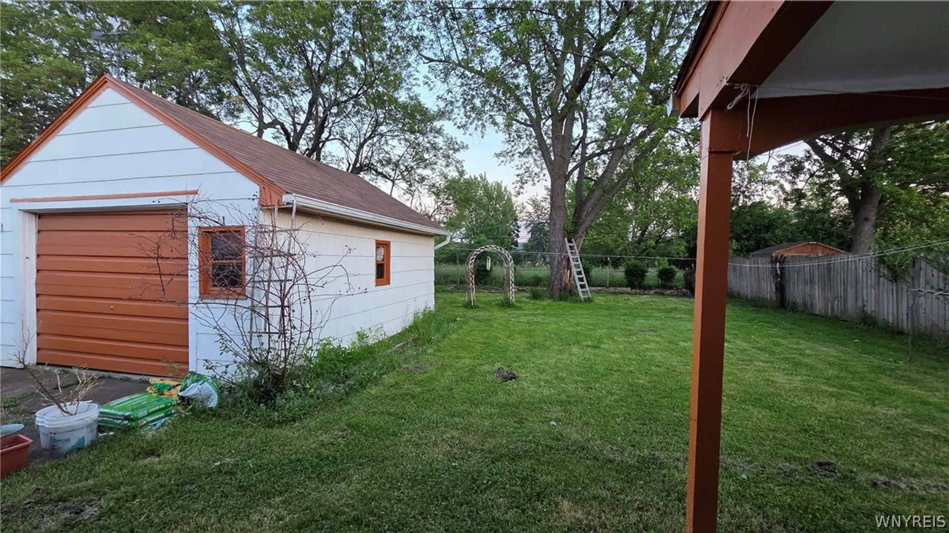 Property at 419 Cherokee Drive, Cheektowaga, NY 14225 35