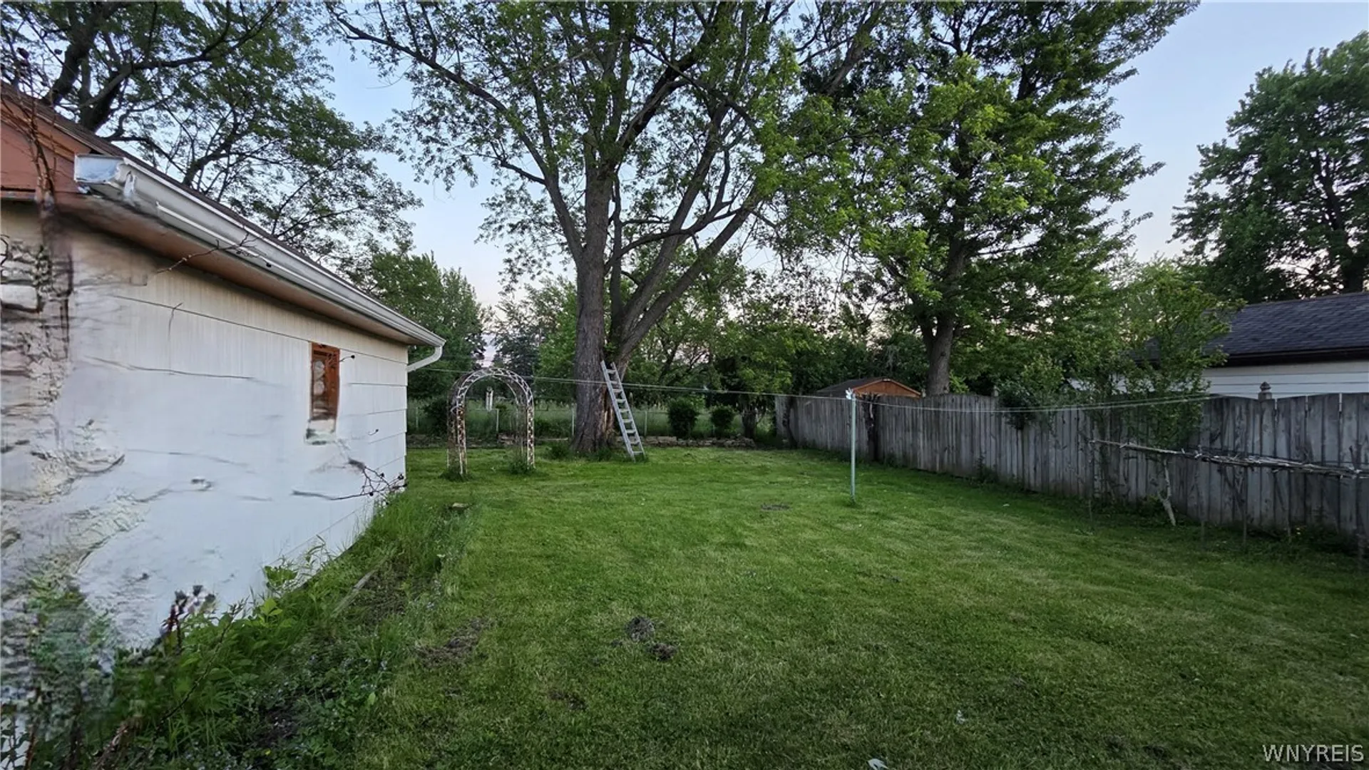 Property at 419 Cherokee Drive, Cheektowaga, NY 14225 38