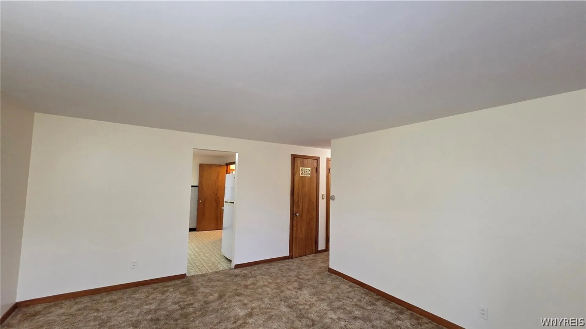 Property at 419 Cherokee Drive, Cheektowaga, NY 14225 9
