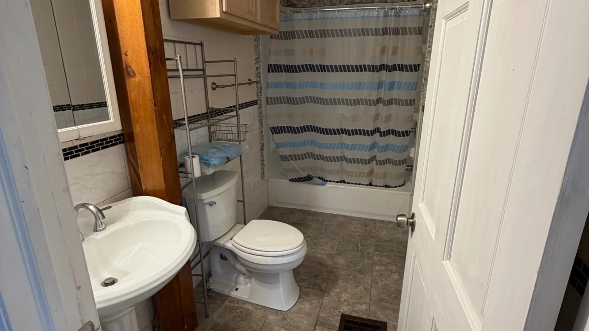 Property at 1305 Brinkerhoff, Utica, NY 13501 22