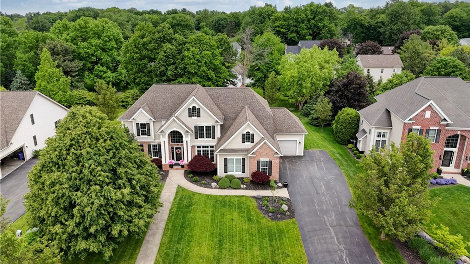 Property at 32 Watersong Trail, Penfield, NY 14580 2