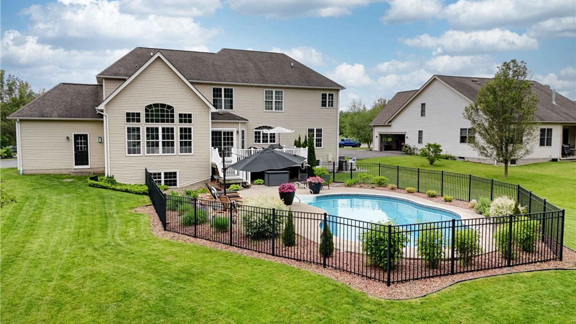 Property at 32 Watersong Trail, Penfield, NY 14580 41