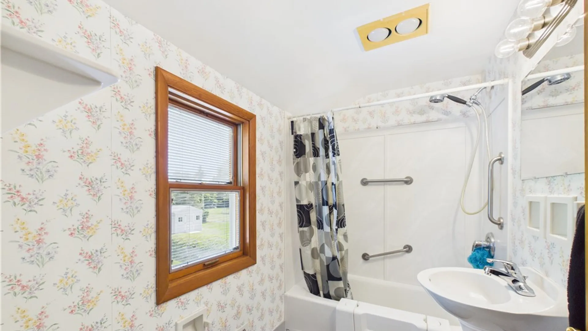 Property at 10 Southwick Drive, Webster, NY 14580 29