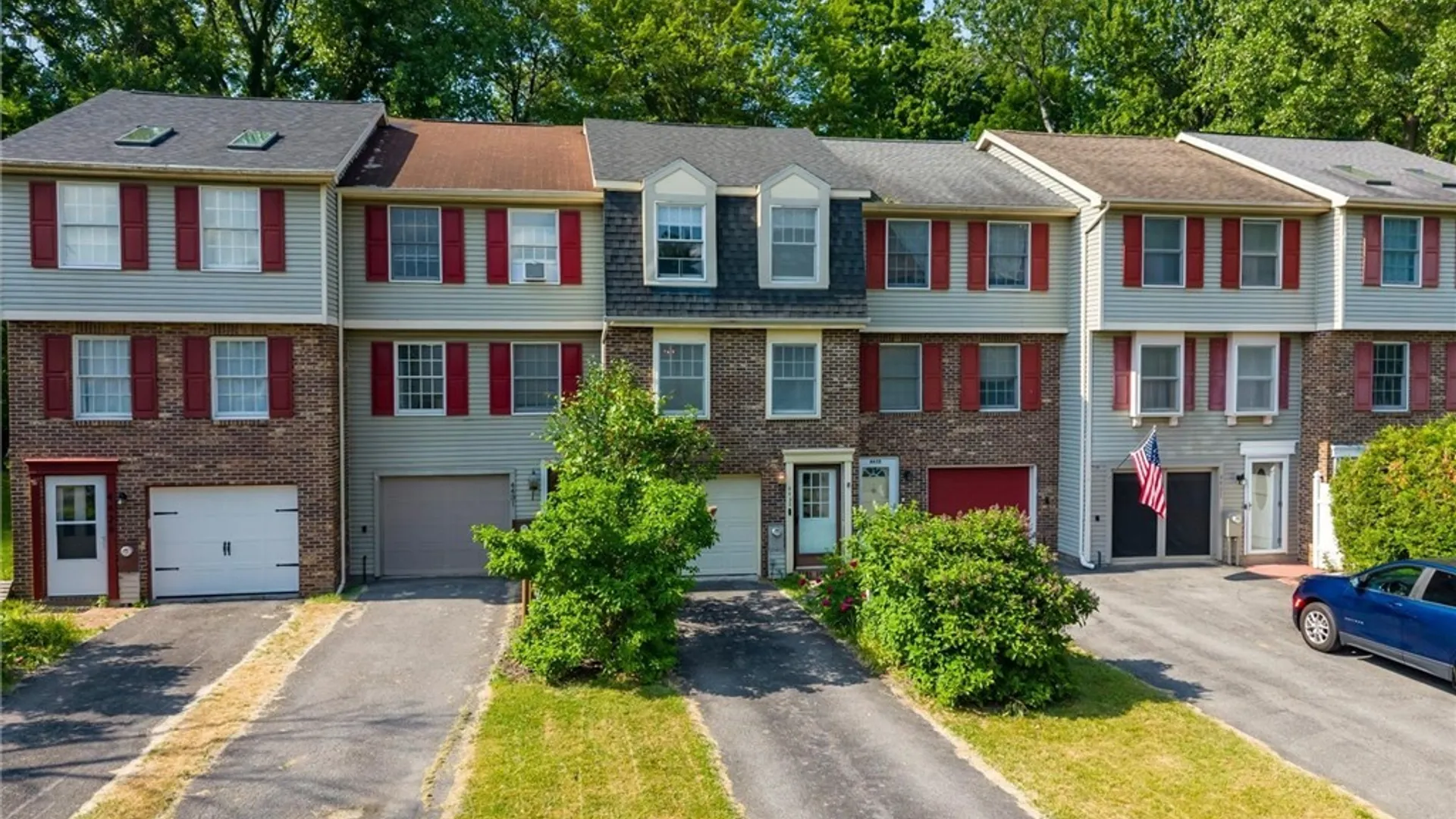 Property at 4433 Heritage Drive, Clay, NY 13090 3