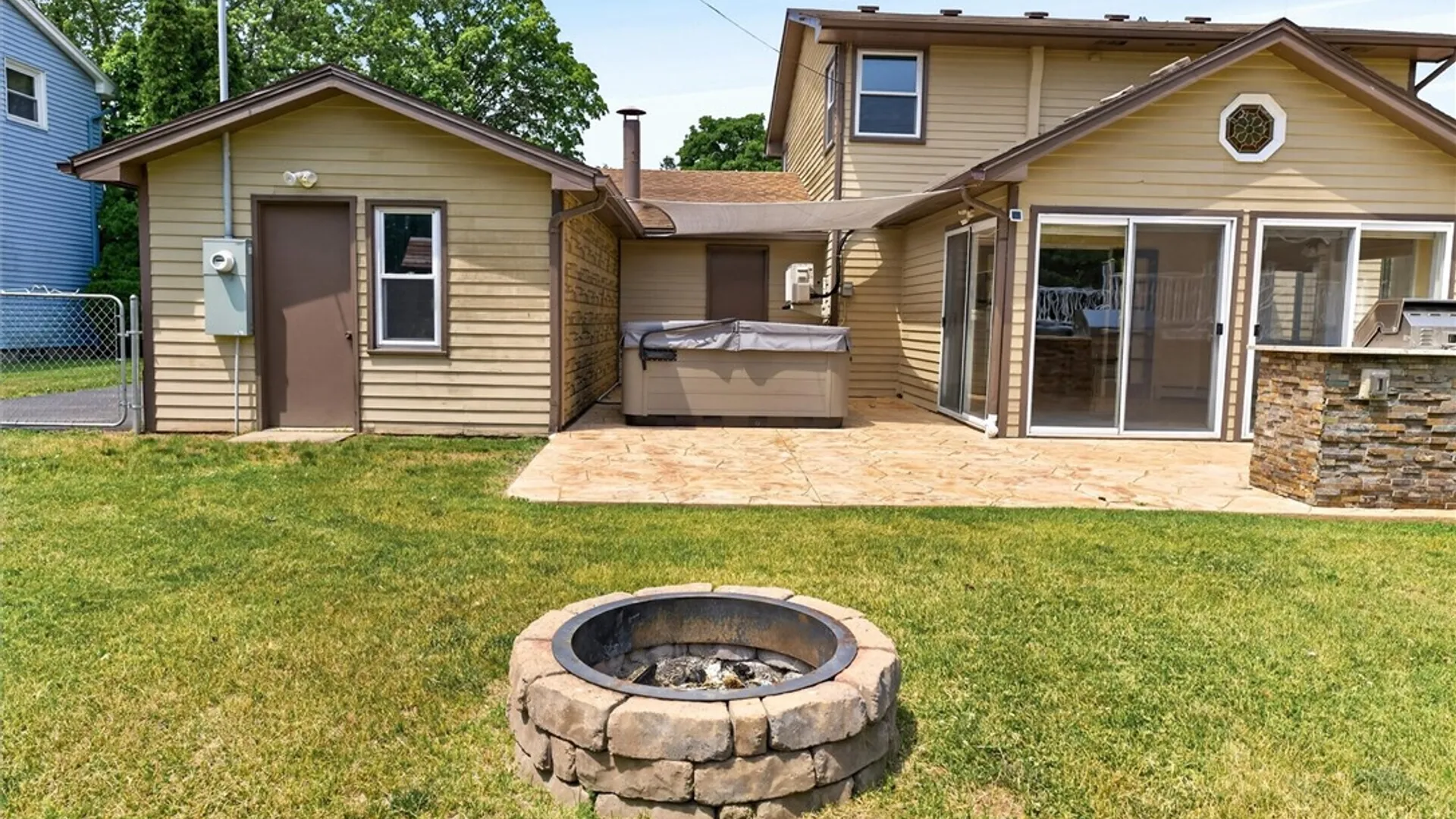 Property at 94 Mascot Drive, Greece, NY 14626 4
