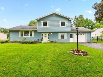 Property at 69 Brentwood Lane, Perinton, NY 14450