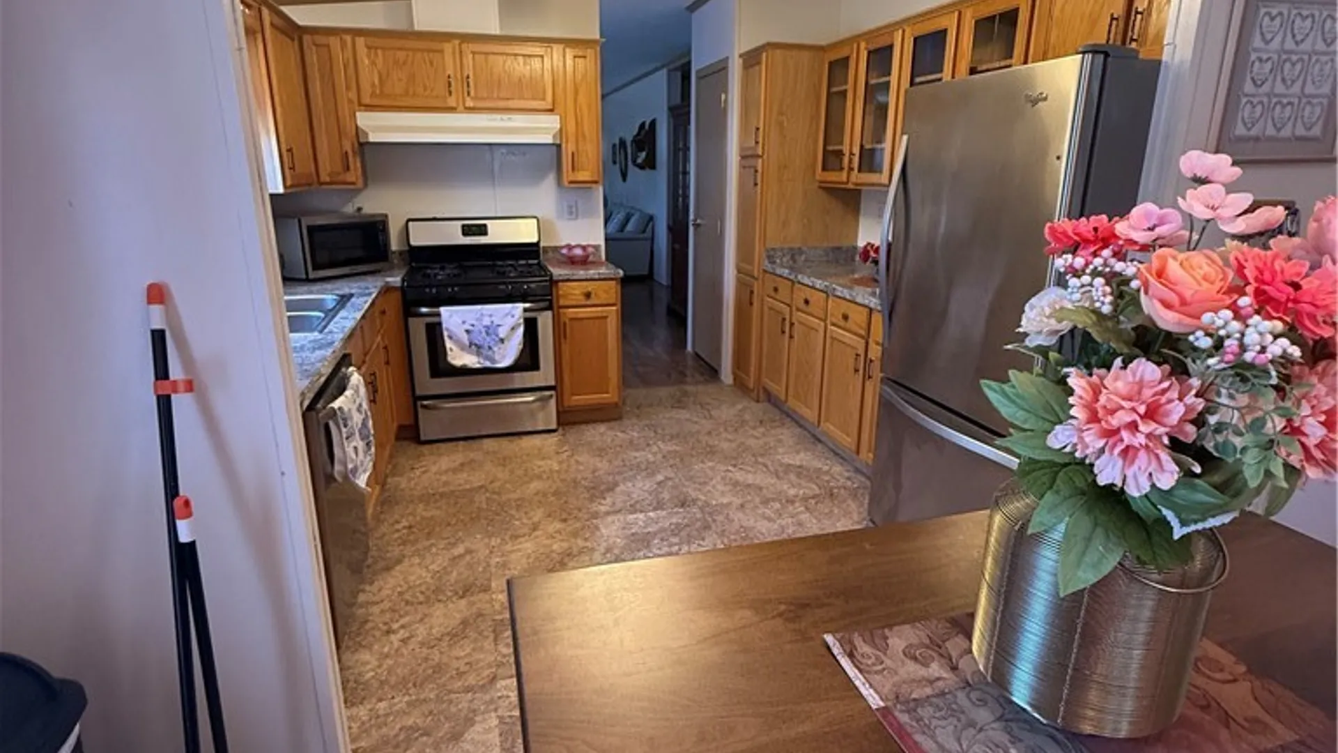 Property at 33 Norma Drive, New Hartford, NY 13323 10