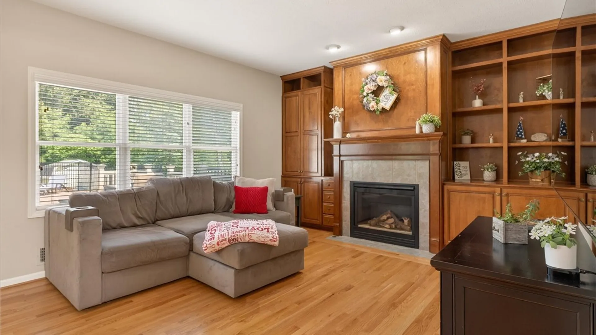 Property at 907 Taylor Rise, Victor, NY 14564 16