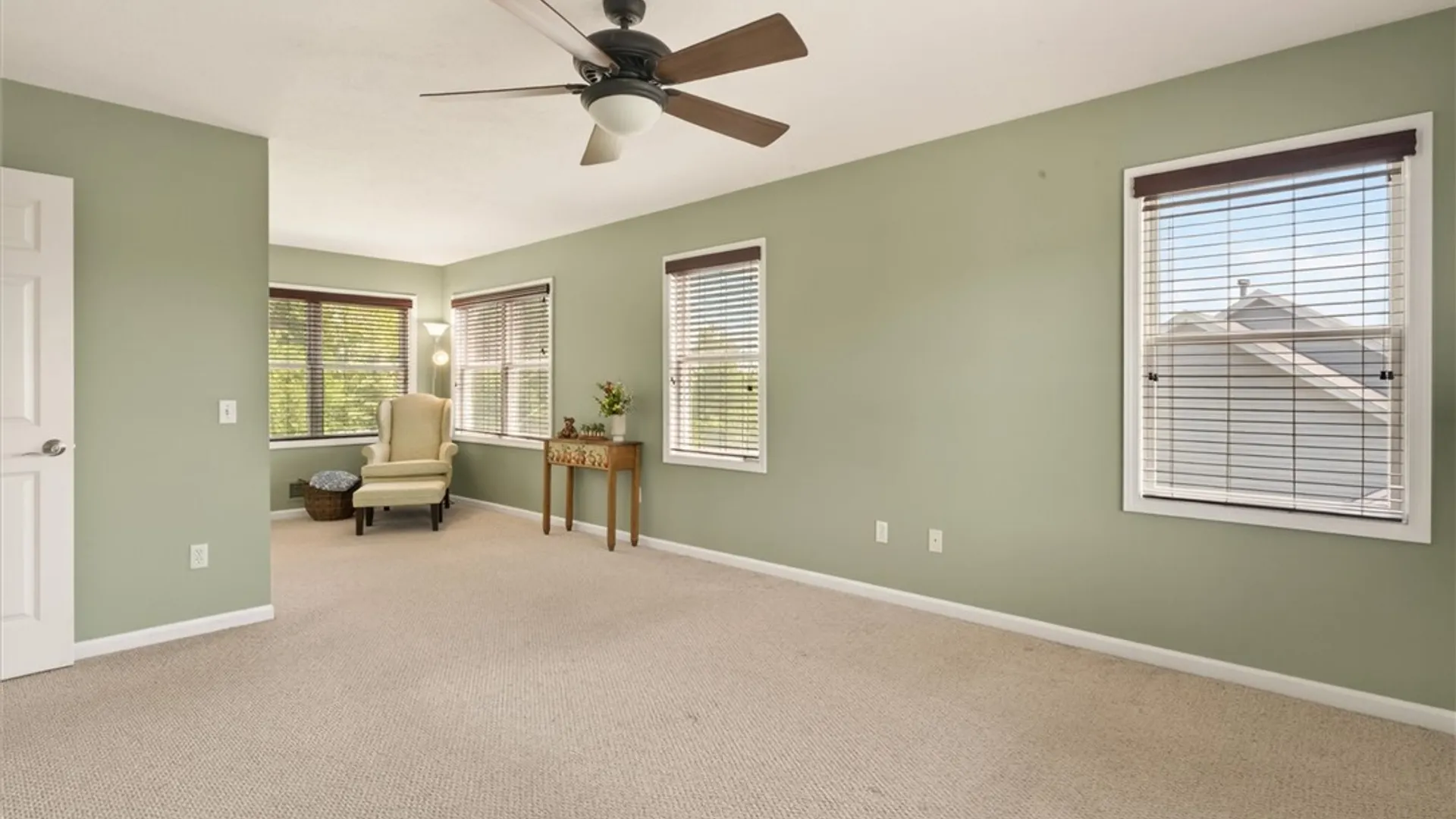 Property at 907 Taylor Rise, Victor, NY 14564 31