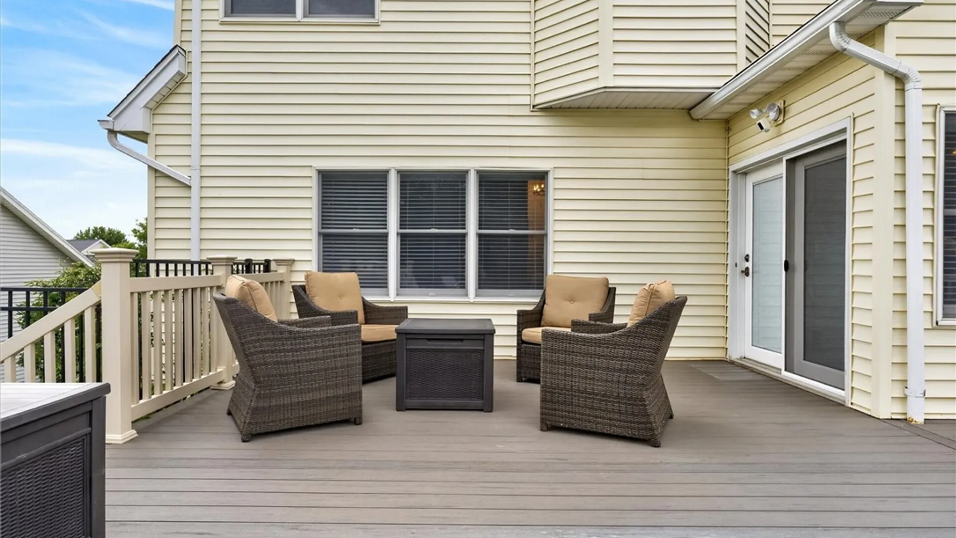 Property at 907 Taylor Rise, Victor, NY 14564 8