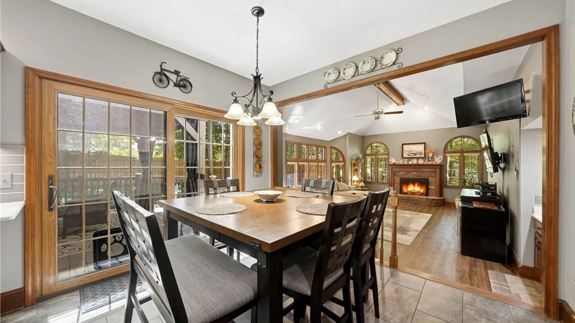 Property at 10585 Royal Oak Drive, Clarence, NY 14031 10