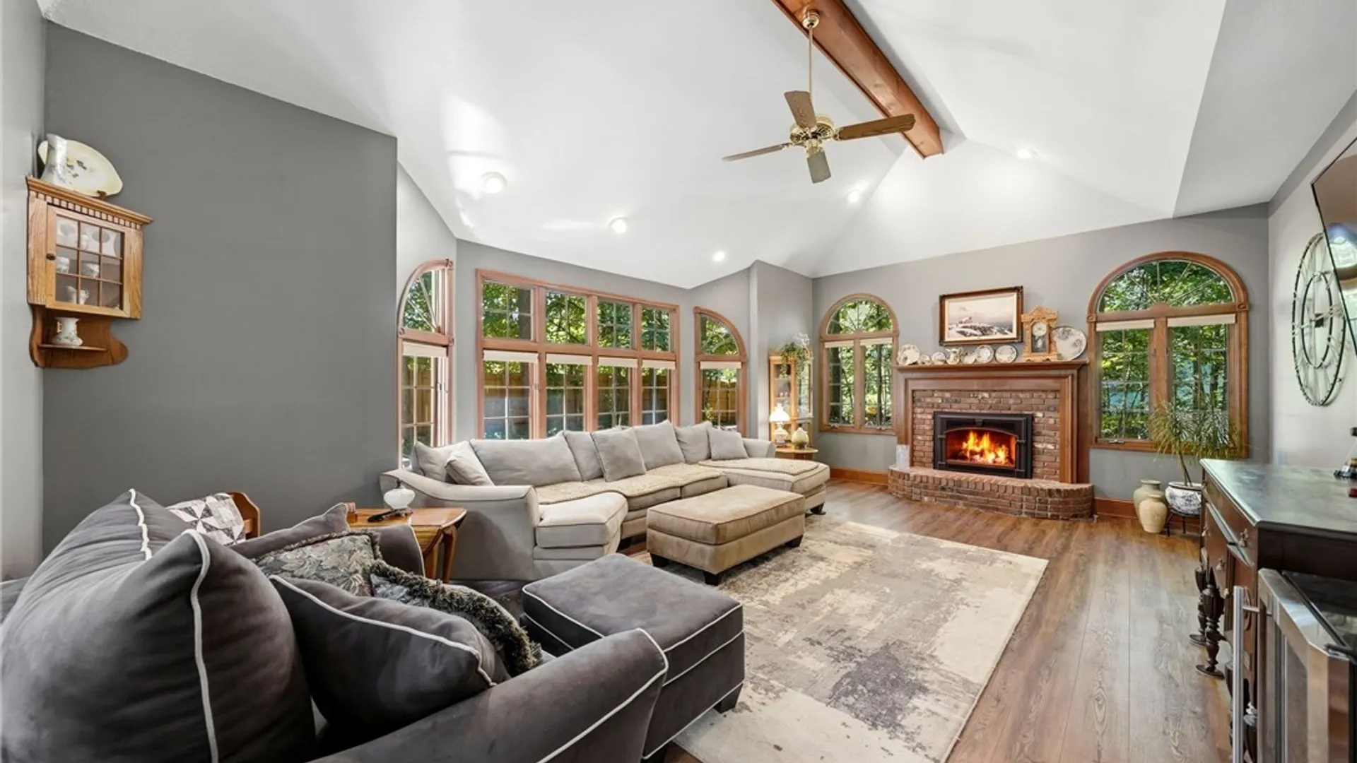 Property at 10585 Royal Oak Drive, Clarence, NY 14031 15