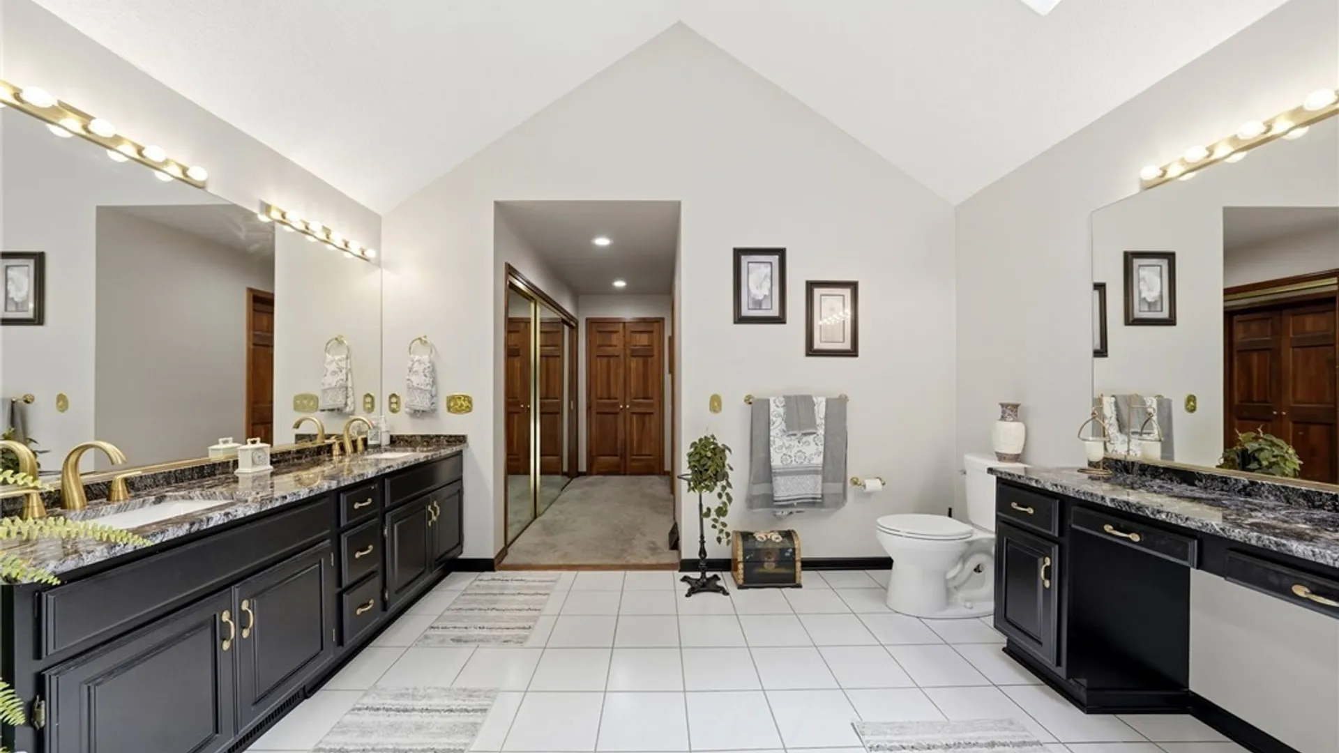 Property at 10585 Royal Oak Drive, Clarence, NY 14031 29