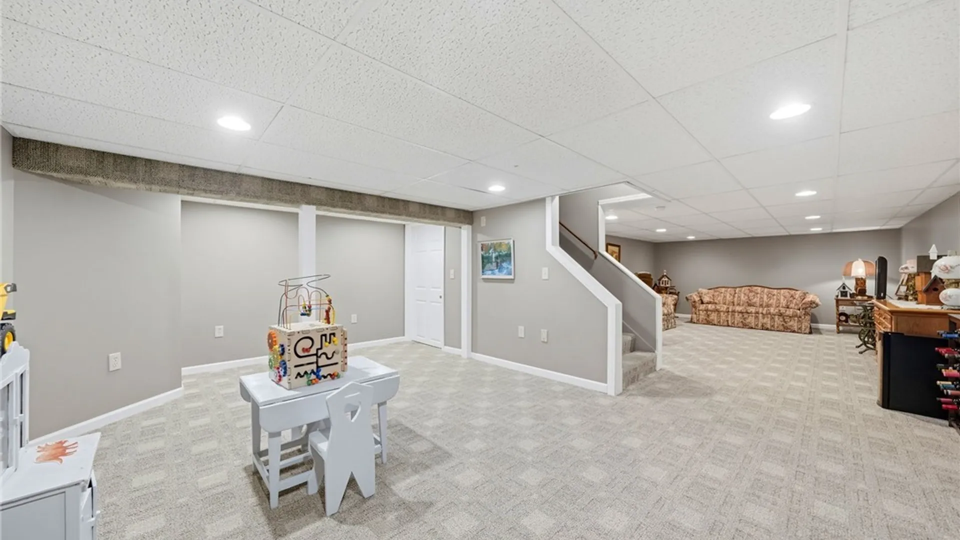 Property at 10585 Royal Oak Drive, Clarence, NY 14031 36
