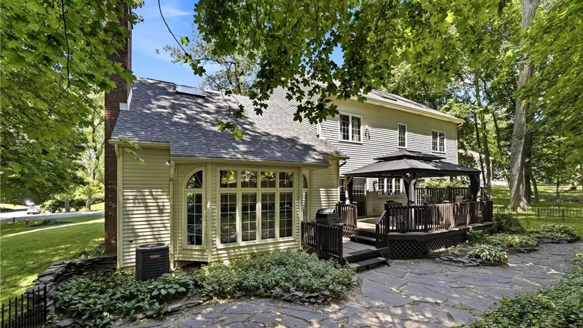 Property at 10585 Royal Oak Drive, Clarence, NY 14031 40