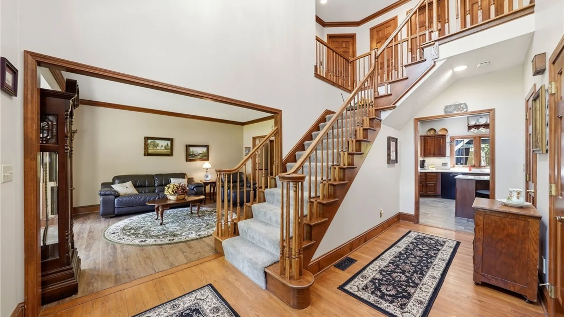 Property at 10585 Royal Oak Drive, Clarence, NY 14031 5