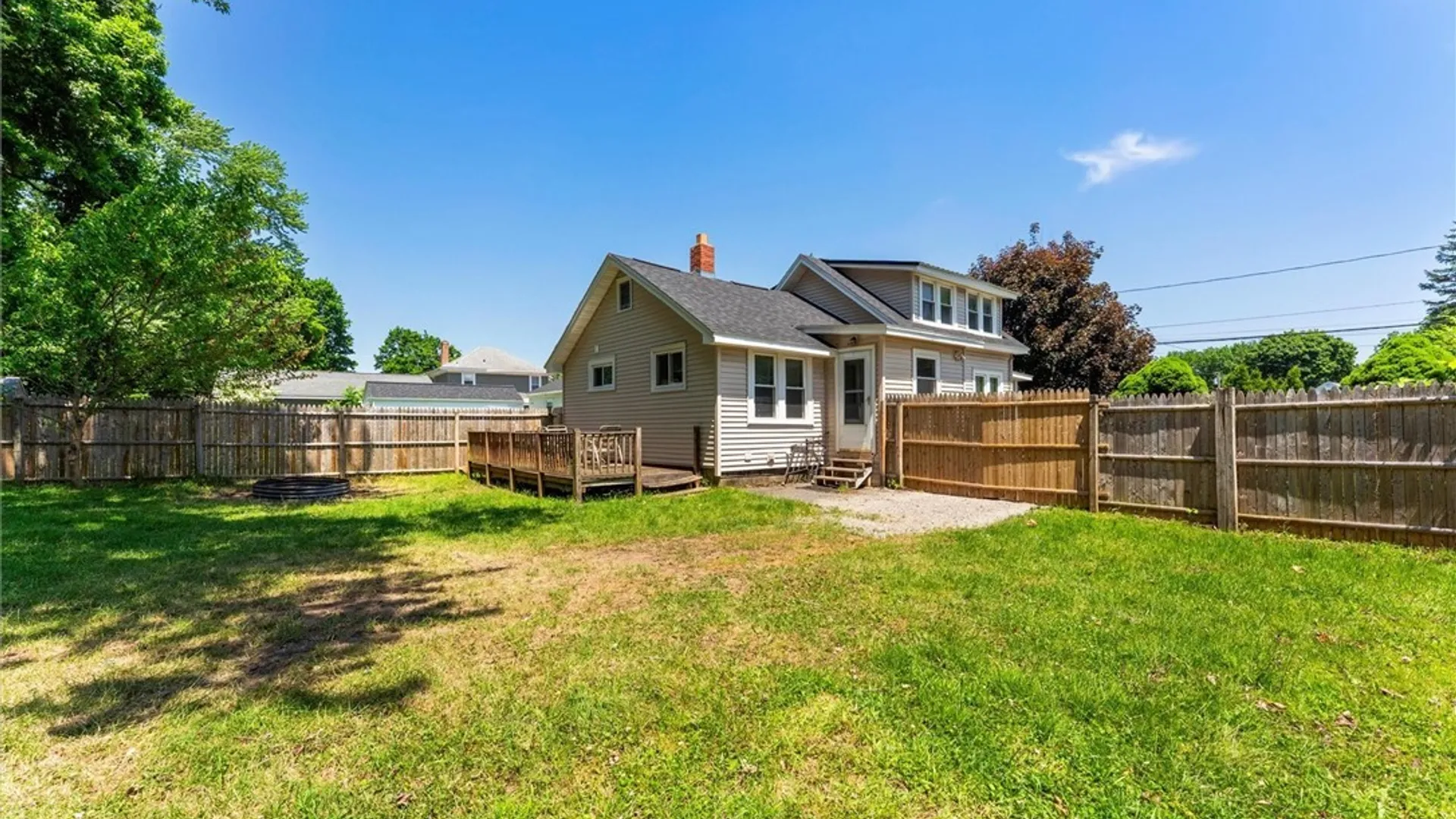 Property at 109 Germania Avenue, Camillus, NY 13219 16