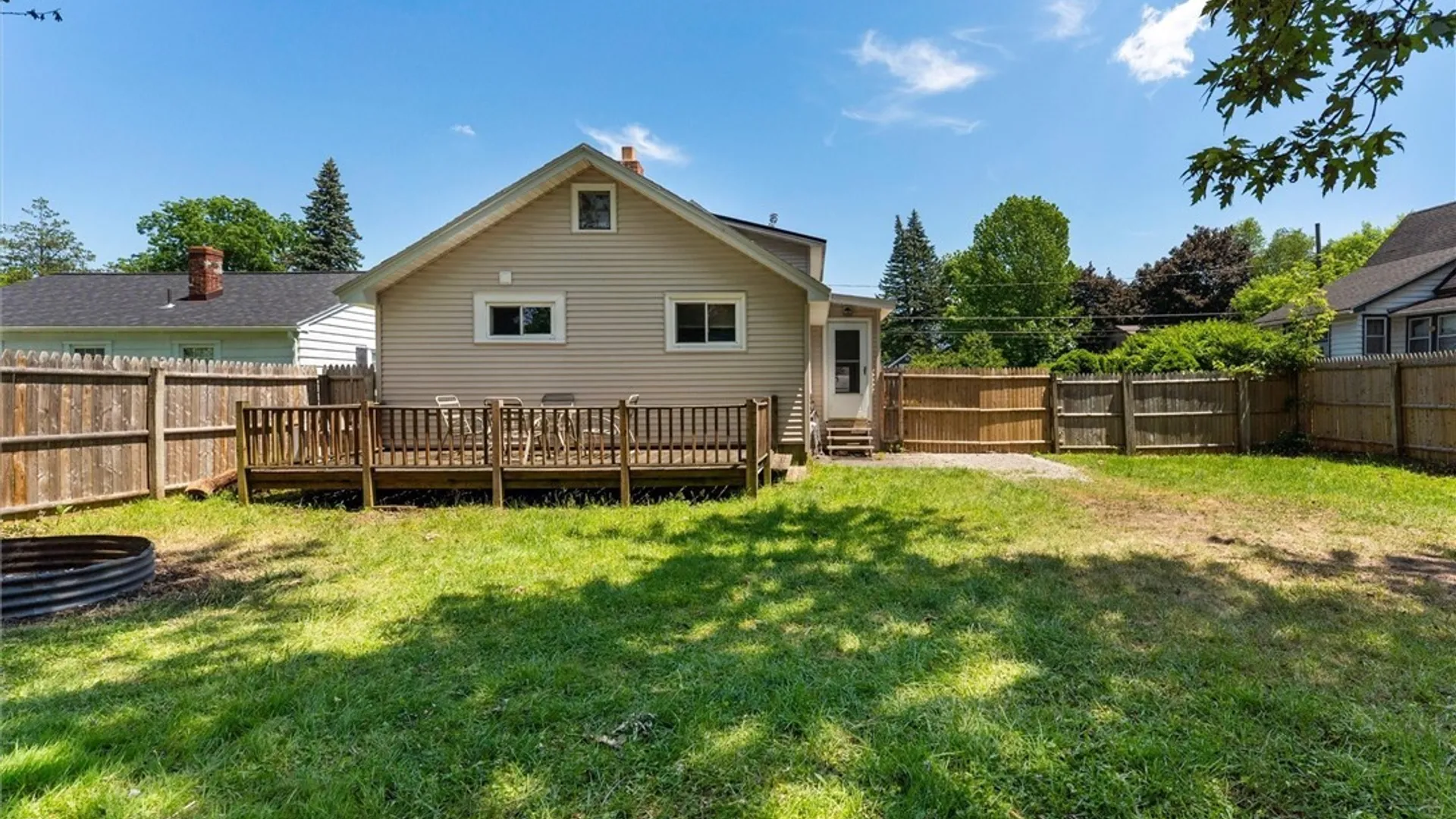 Property at 109 Germania Avenue, Camillus, NY 13219 17
