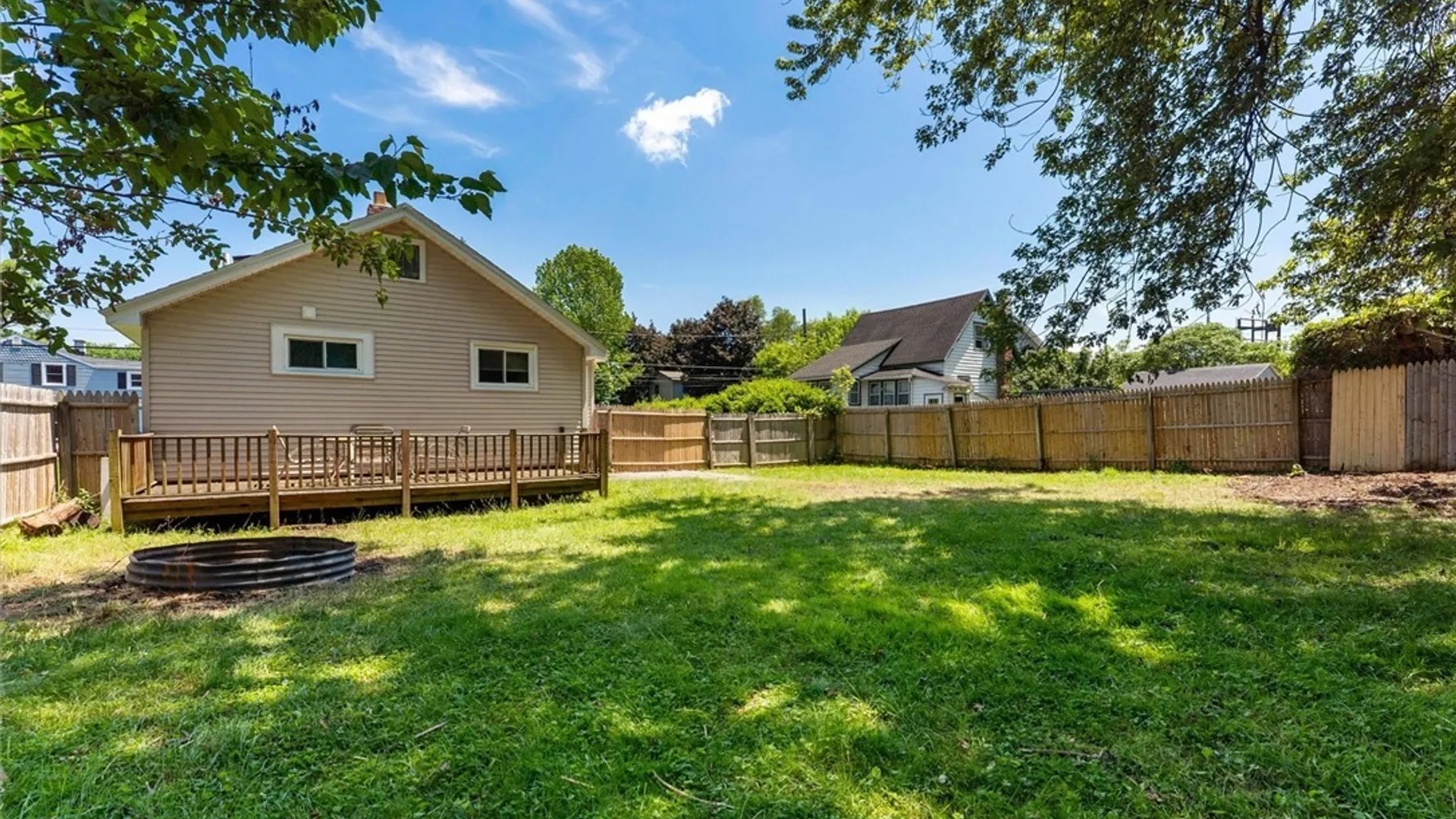 Property at 109 Germania Avenue, Camillus, NY 13219 18