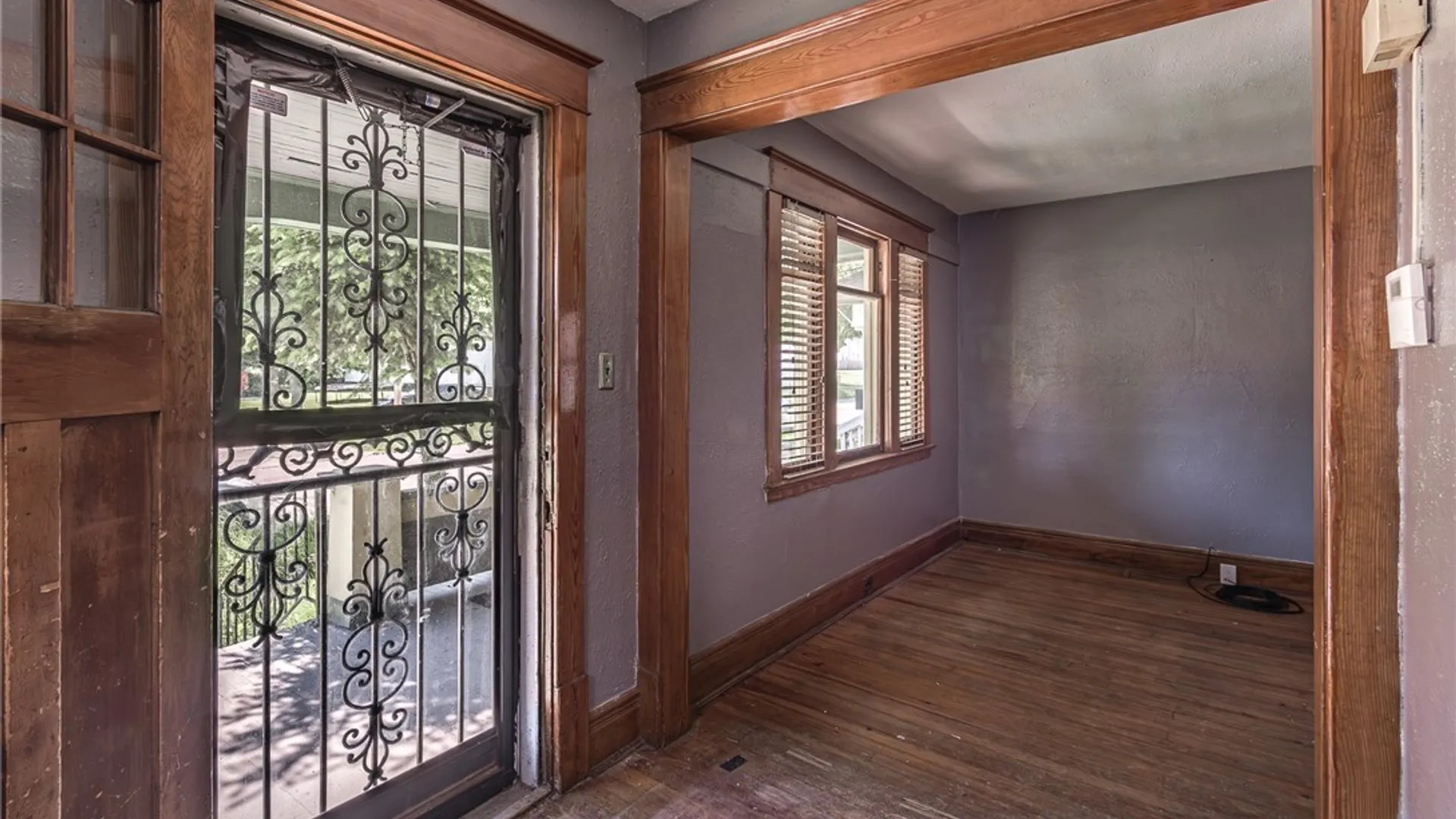 Property at 32 Schuele Avenue, Buffalo, NY 14215 5