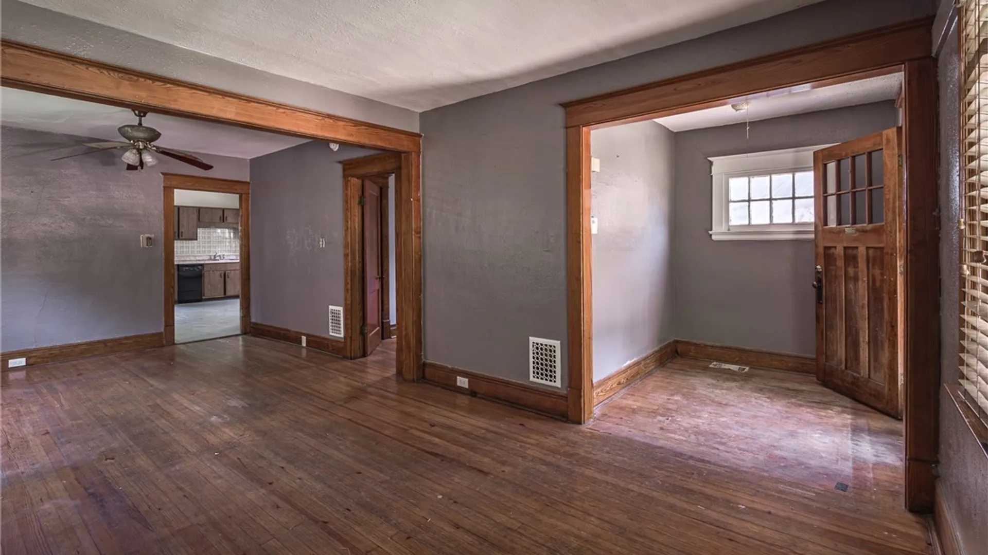 Property at 32 Schuele Avenue, Buffalo, NY 14215 6