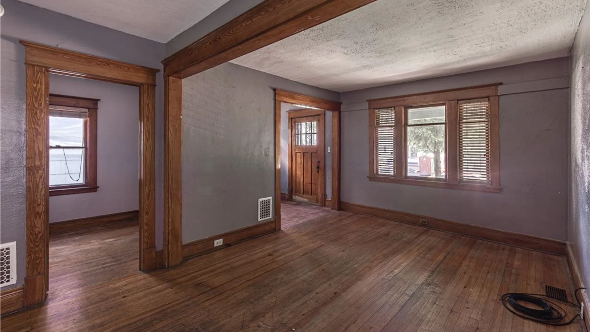 Property at 32 Schuele Avenue, Buffalo, NY 14215 7