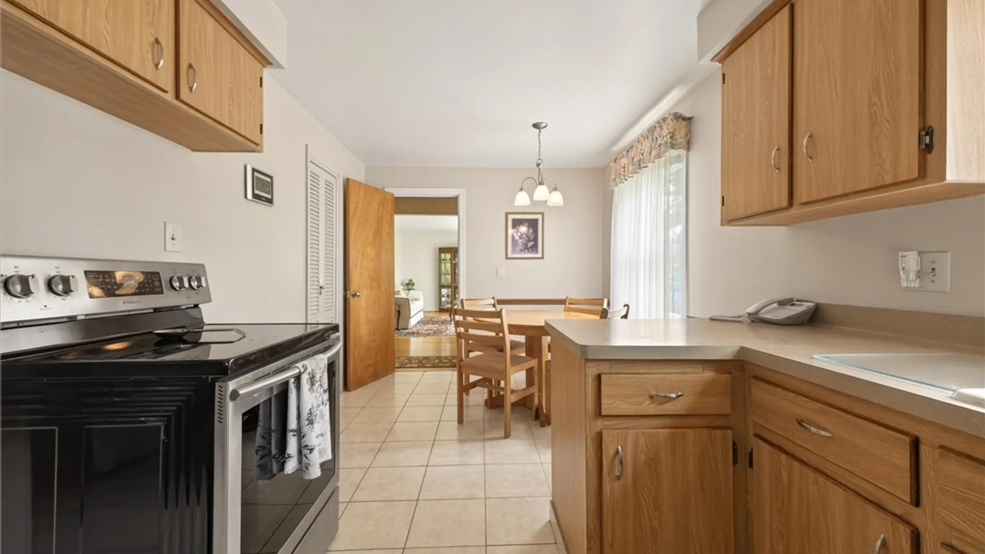 Property at 191 Spruce Lane, Irondequoit, NY 14622 12