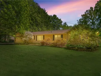 Property at 6 Snogles Lane, Lysander, NY 13027