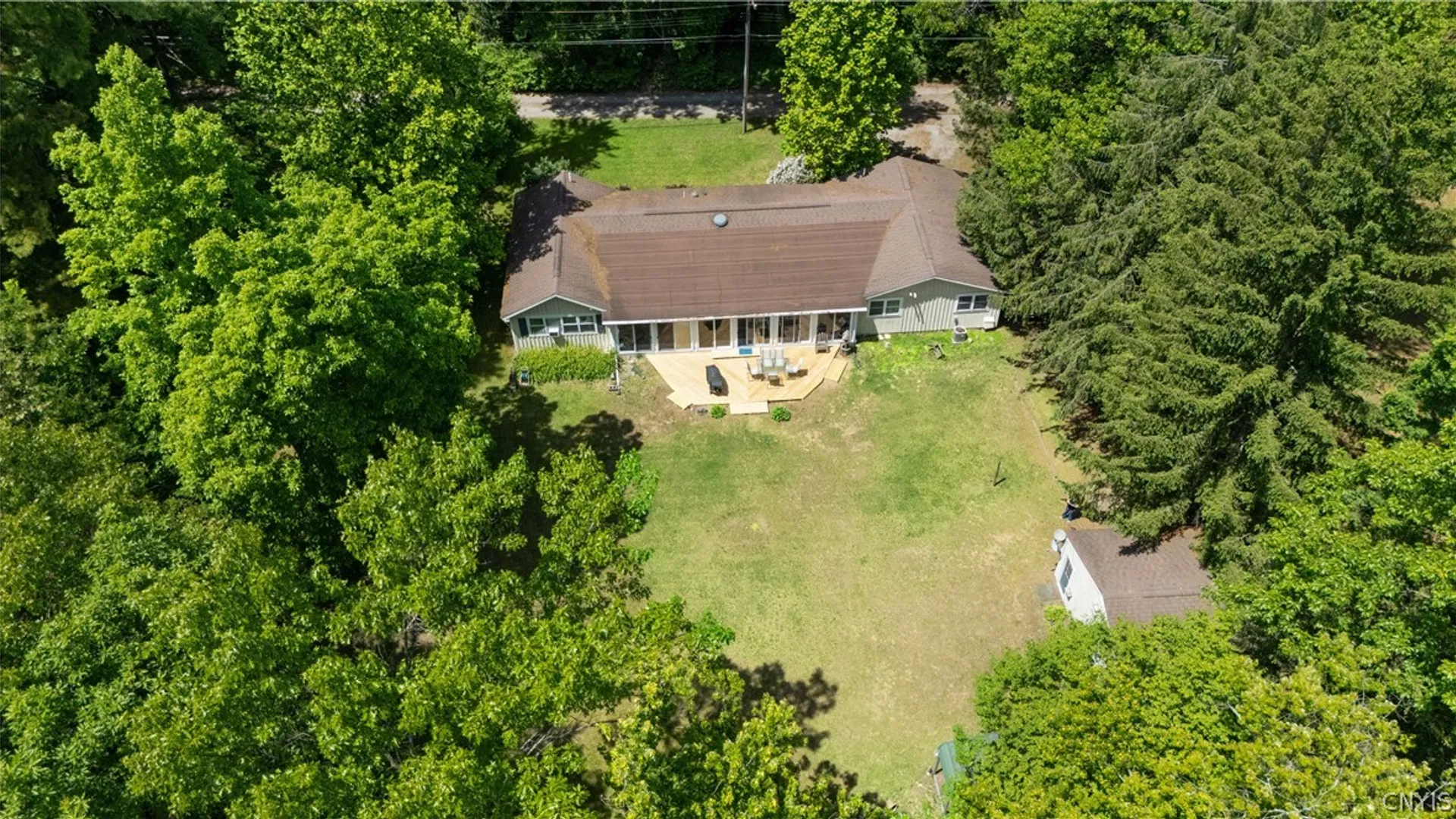 Property at 6 Snogles Lane, Lysander, NY 13027 41