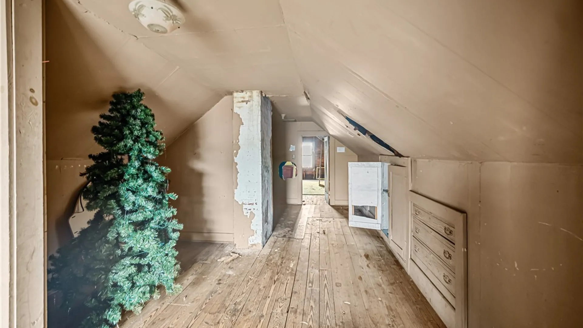 Property at 1445 Byrd Avenue, Niagara Falls, NY 14303 31