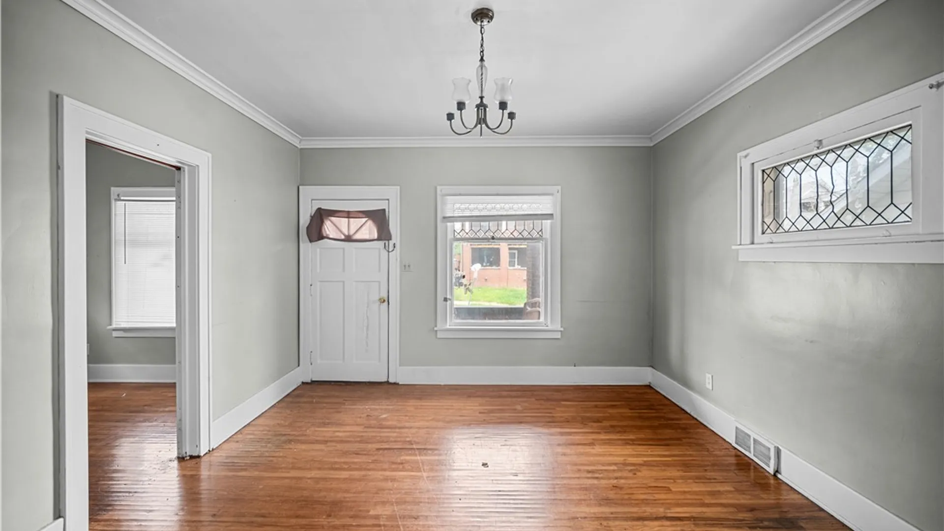 Property at 1445 Byrd Avenue, Niagara Falls, NY 14303 7
