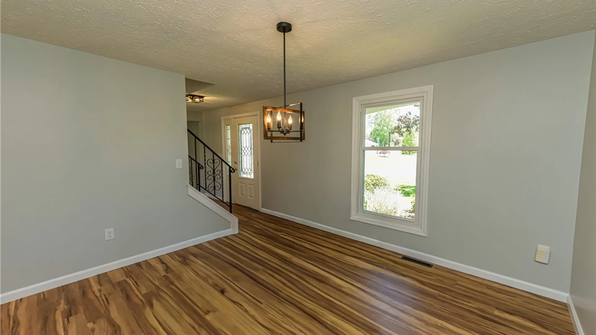Property at 109 Seafarers Lane, Greece, NY 14612 17