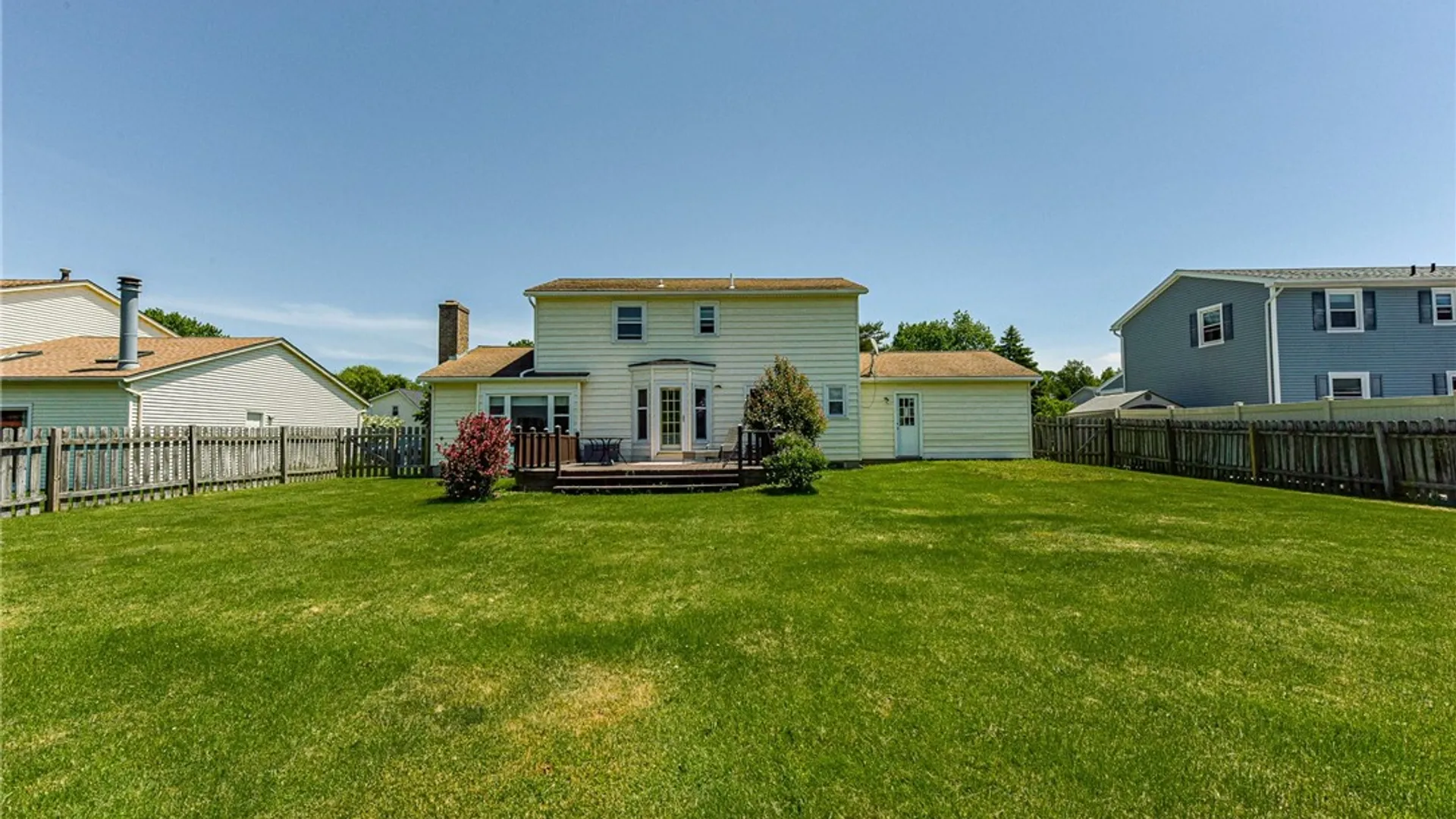 Property at 109 Seafarers Lane, Greece, NY 14612 28