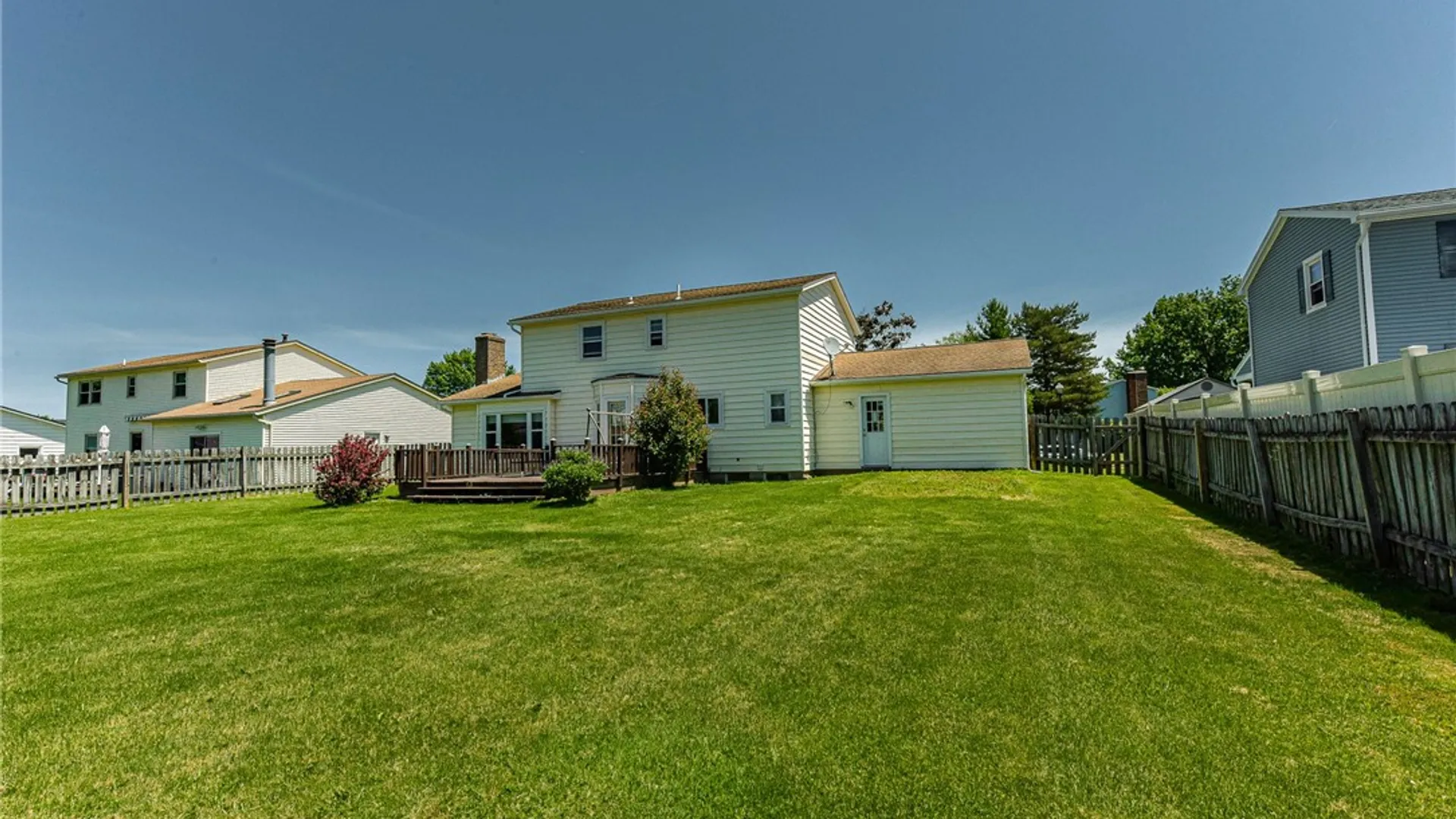Property at 109 Seafarers Lane, Greece, NY 14612 30