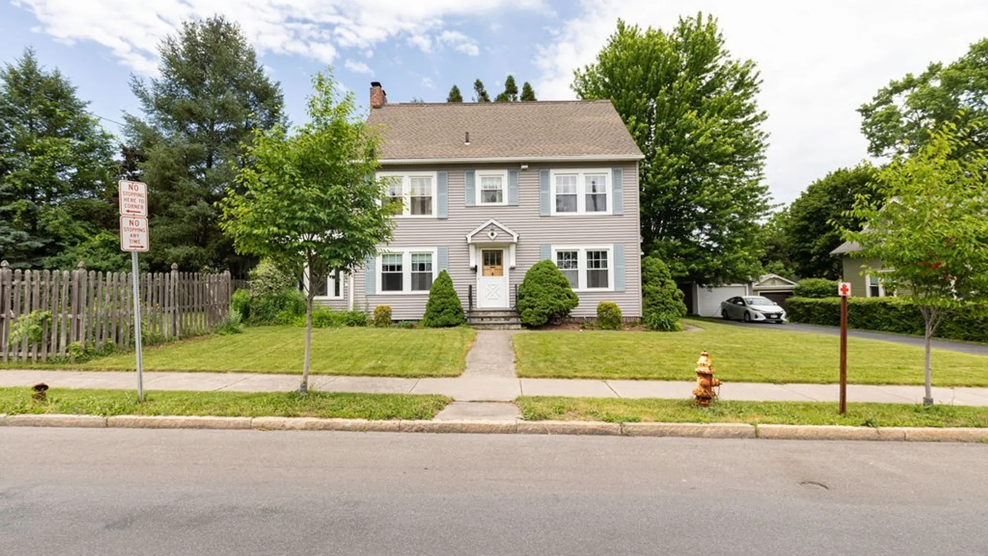 Property at 822 Glenwood Ave, Syracuse, NY 13207 2