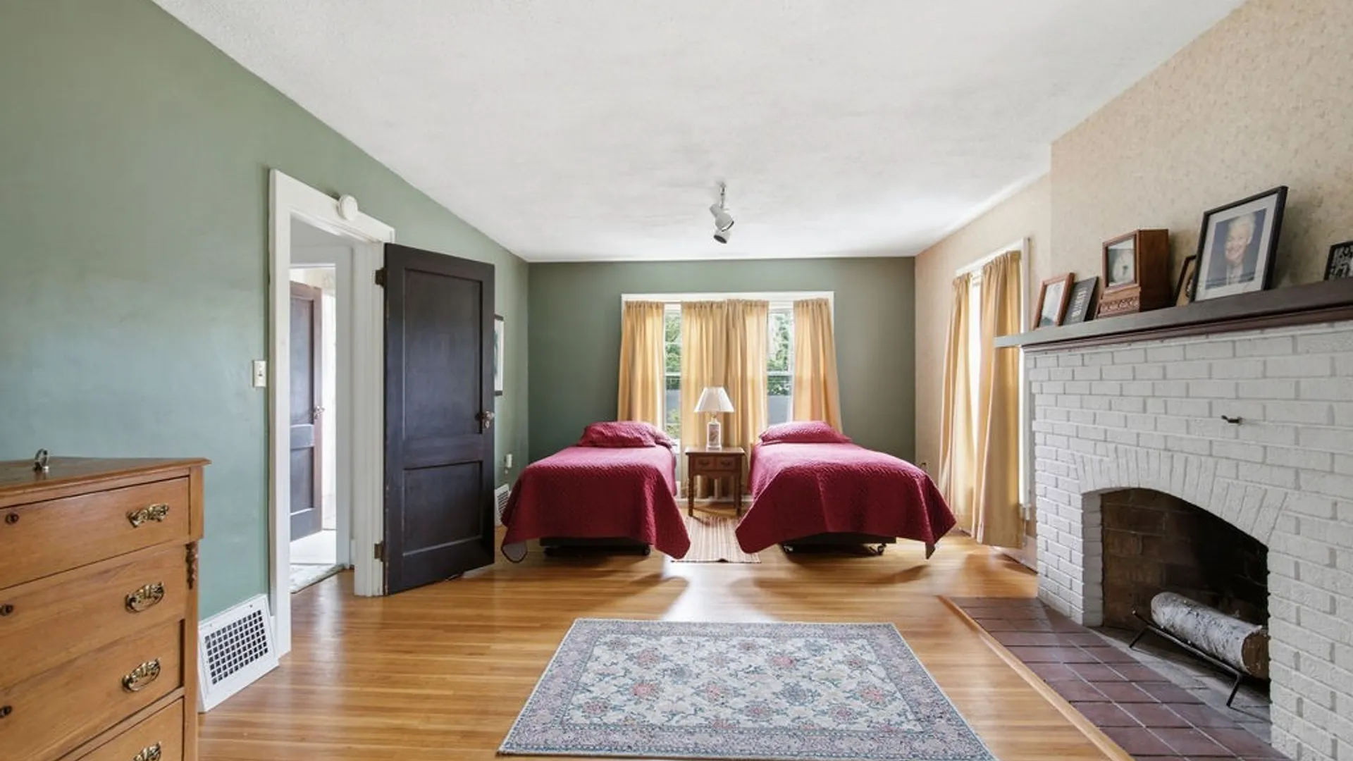 Property at 822 Glenwood Ave, Syracuse, NY 13207 32