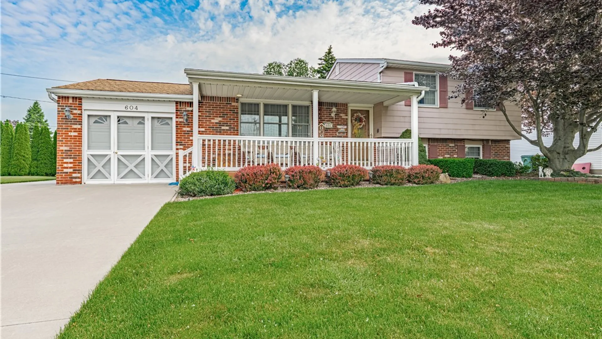 Property at 604 Wurlitzer Drive, North Tonawanda, NY 14120 3