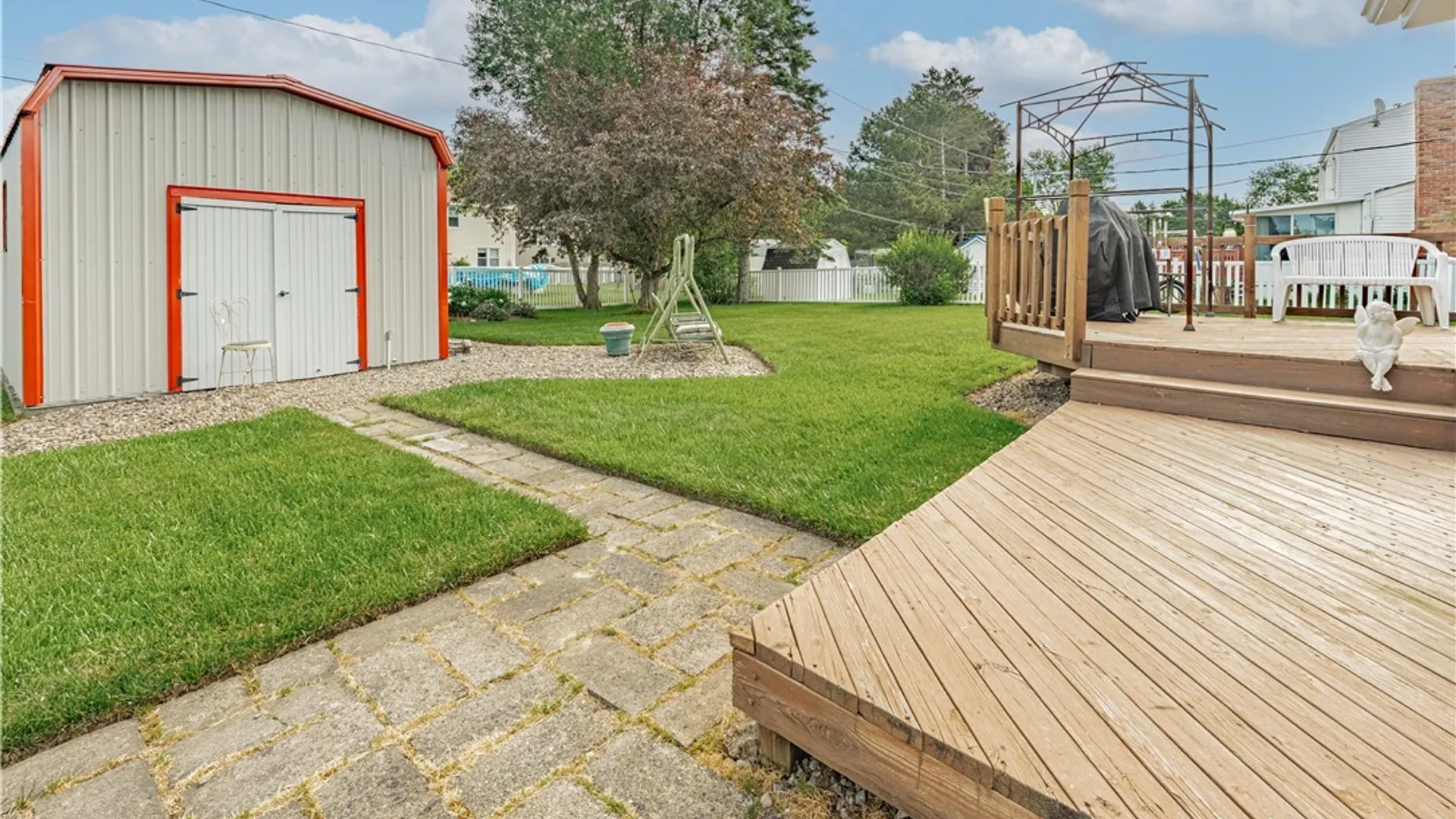 Property at 604 Wurlitzer Drive, North Tonawanda, NY 14120 37